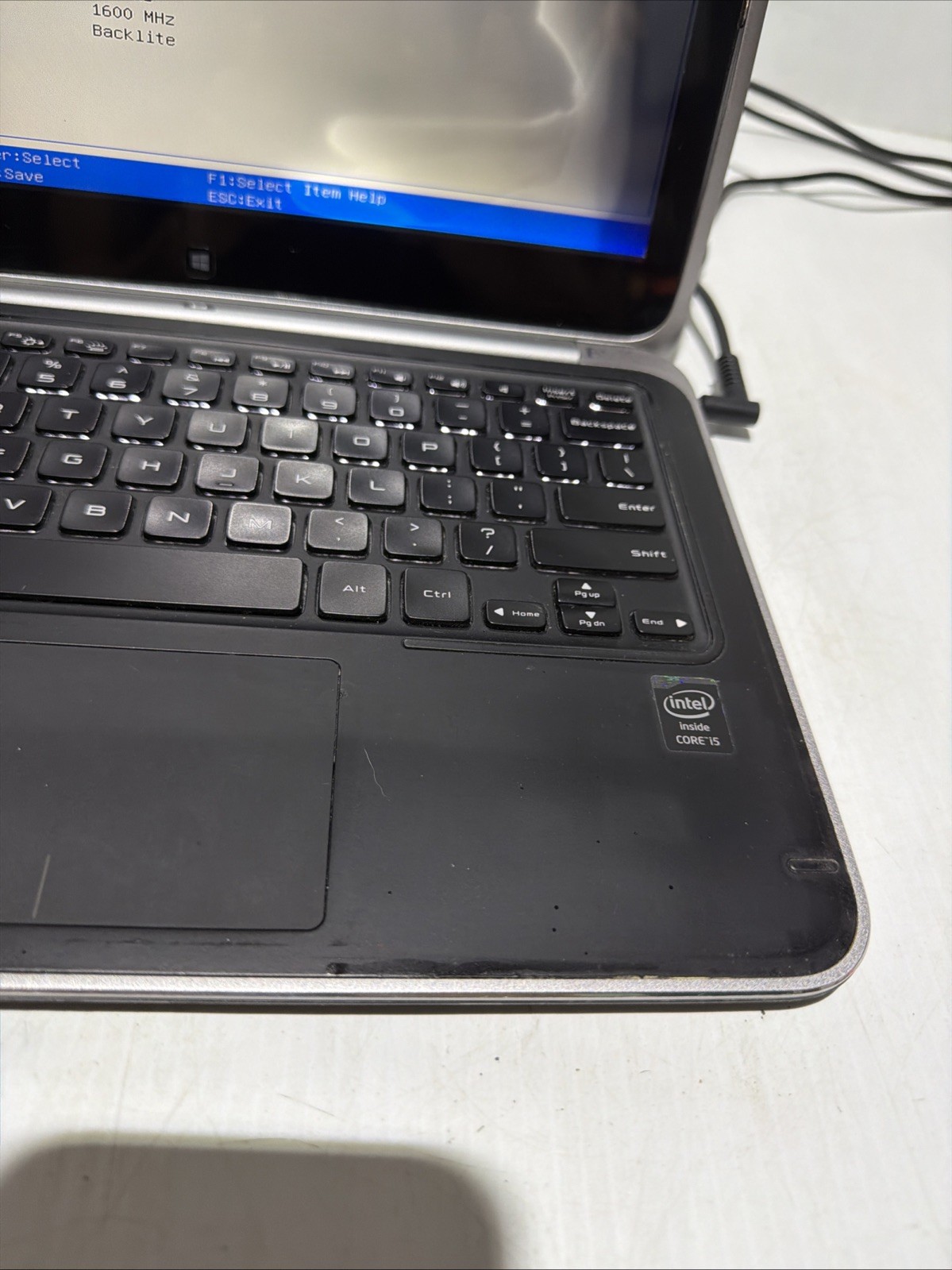 Dell XPS 12-9Q33 Laptop i5-4200u 4gb Ram No Drives Boots Bios Water DMG