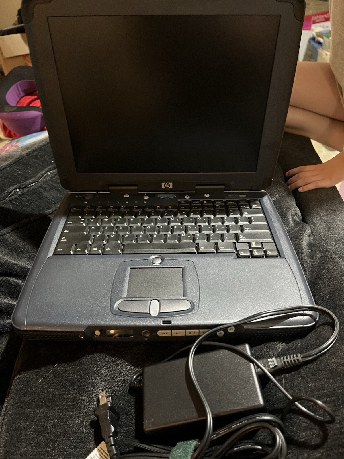 HP OMNIBOOK XE3 Retro Windows98/Windows XP Laptop