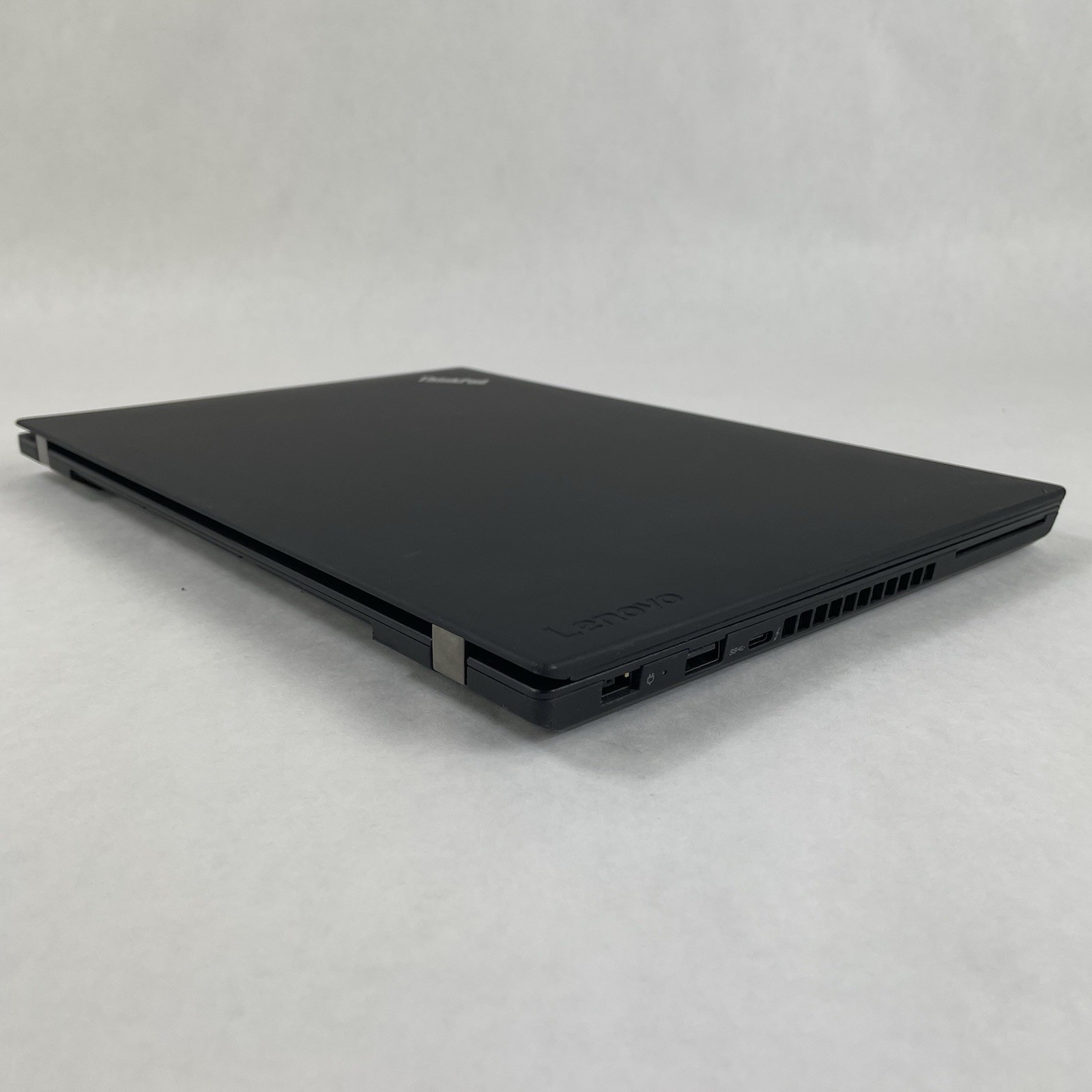 Lenovo ThinkPad T470 14″ i5-6300U 2.40 GHz 8 GB RAM No SSD/OS/AC/Battery