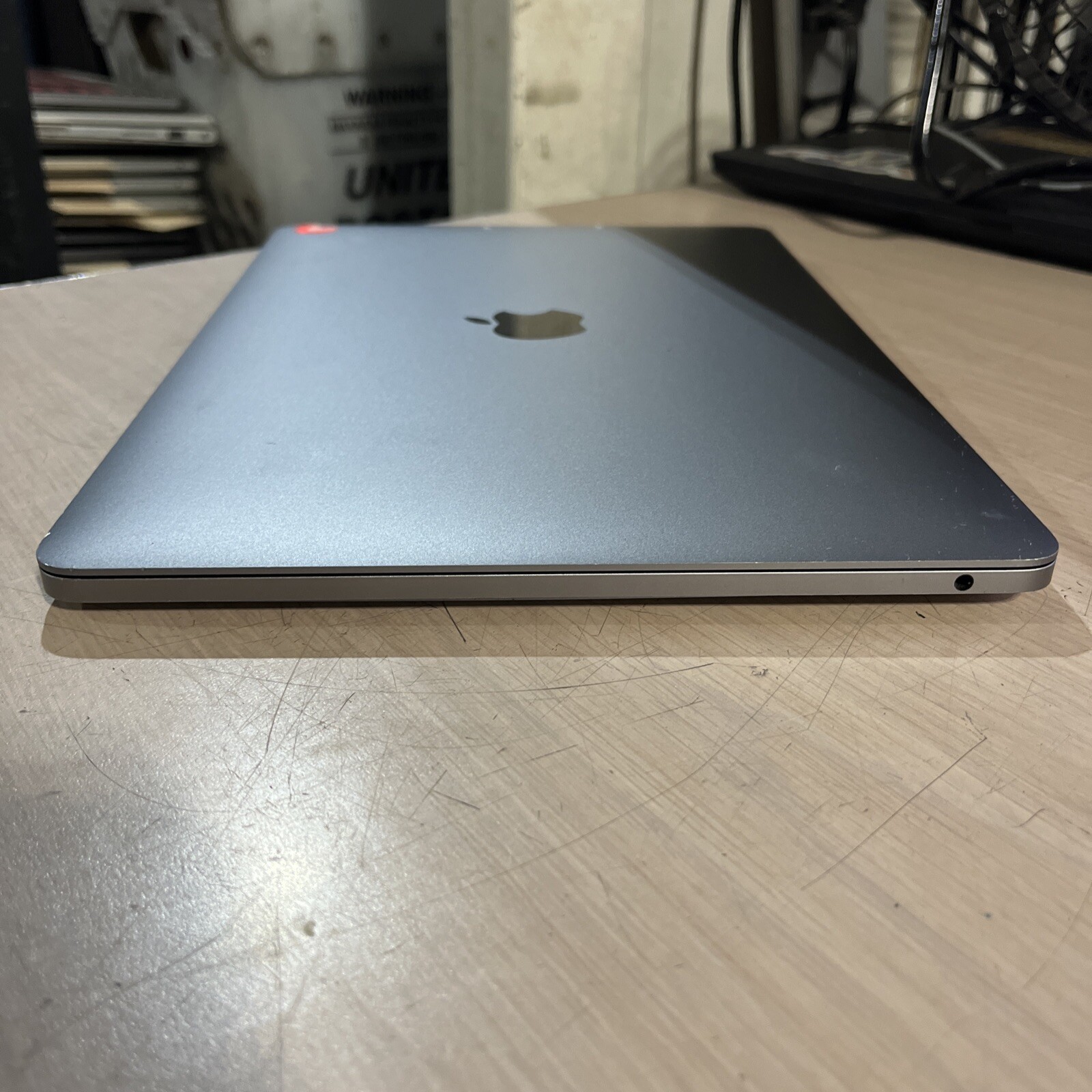 APPLE MACBOOK PRO 13″ MID-2017 CORE I5-7360U 2.3GHZ 8GB RAM NO HD