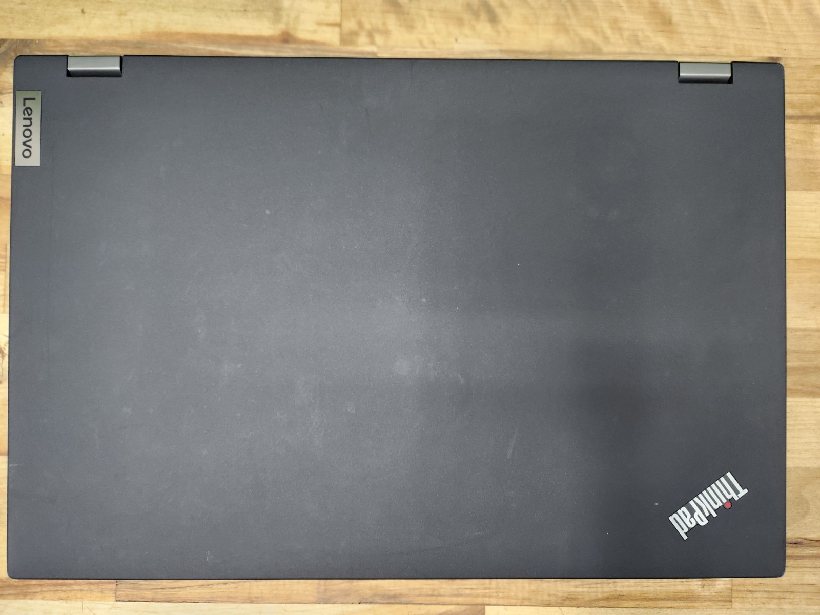 Lenovo ThinkPad P15 Gen 1 15.6″ FHD i7-10750H 32GB RAM Quadro T1000 Win 11 Pro ~