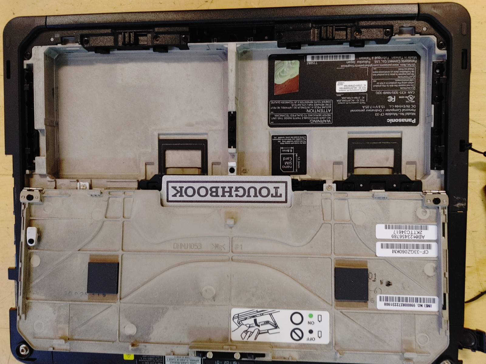 Panasonic Toughbook CF-33 Core i5-10310U@1.70GHz, 16GB RAM , 512GB SSD , NO OS