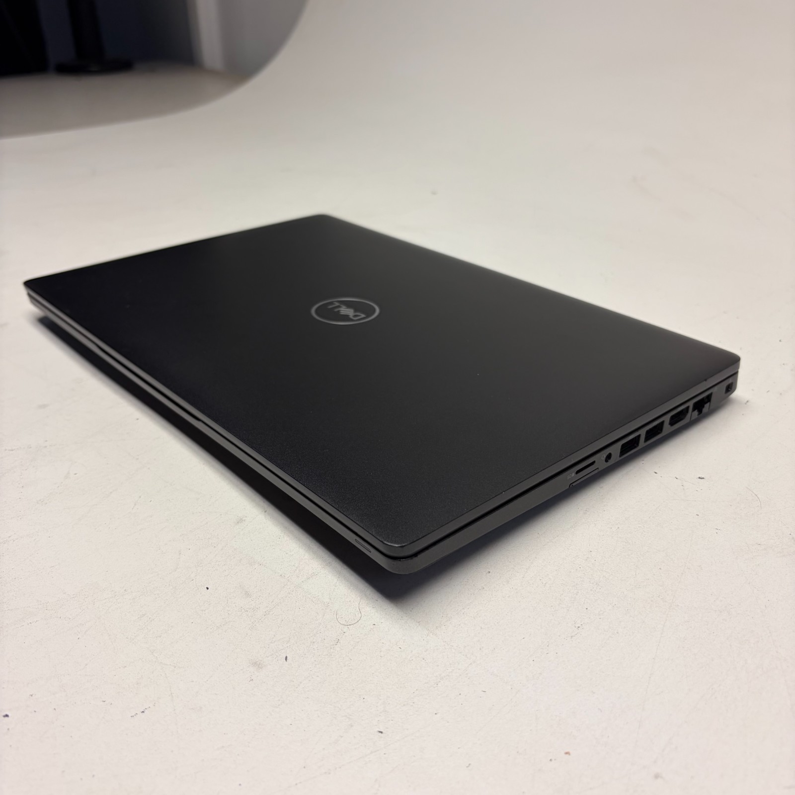 Dell Latitude 5400 w/ Power Supply