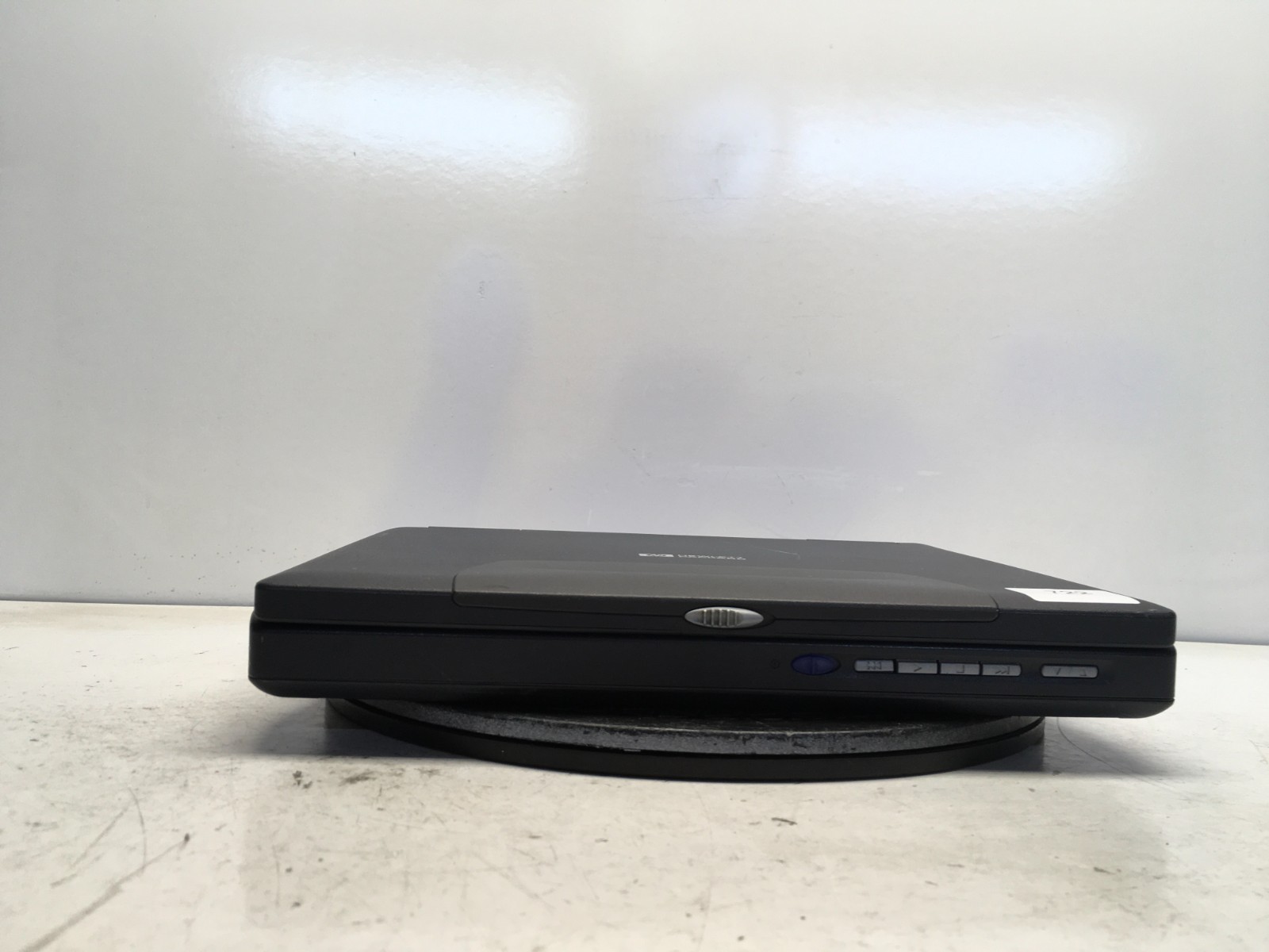 Vintage HP Pavilion Intel Pentium III 600MHz 127 MB NO HDD/Battery