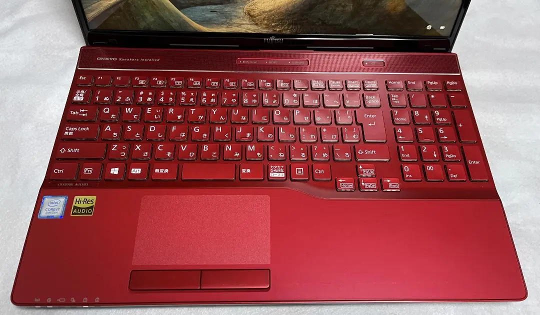 Fujitsu LIFEBOOK AH53/B3 i7‑8550U 8GB 256GB SSD 1TB HDD Blu‑ray Win11 15.6″