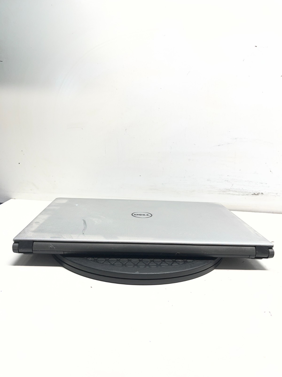 Dell Inspiron 5555 AMD A8-7410 Radeon R5 12GB NO HDD NO BAT