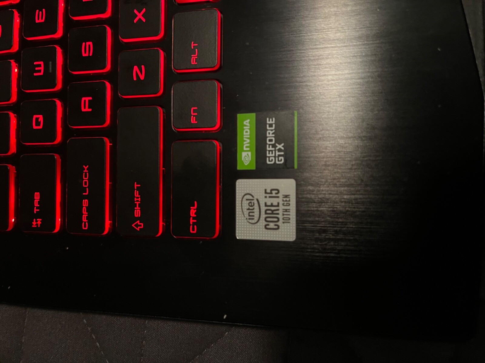 MSI GF63 Thin 10SCXR-222 15.6” (256GB SSD, Intel Core i5 10th Gen., 4.50GHz,…