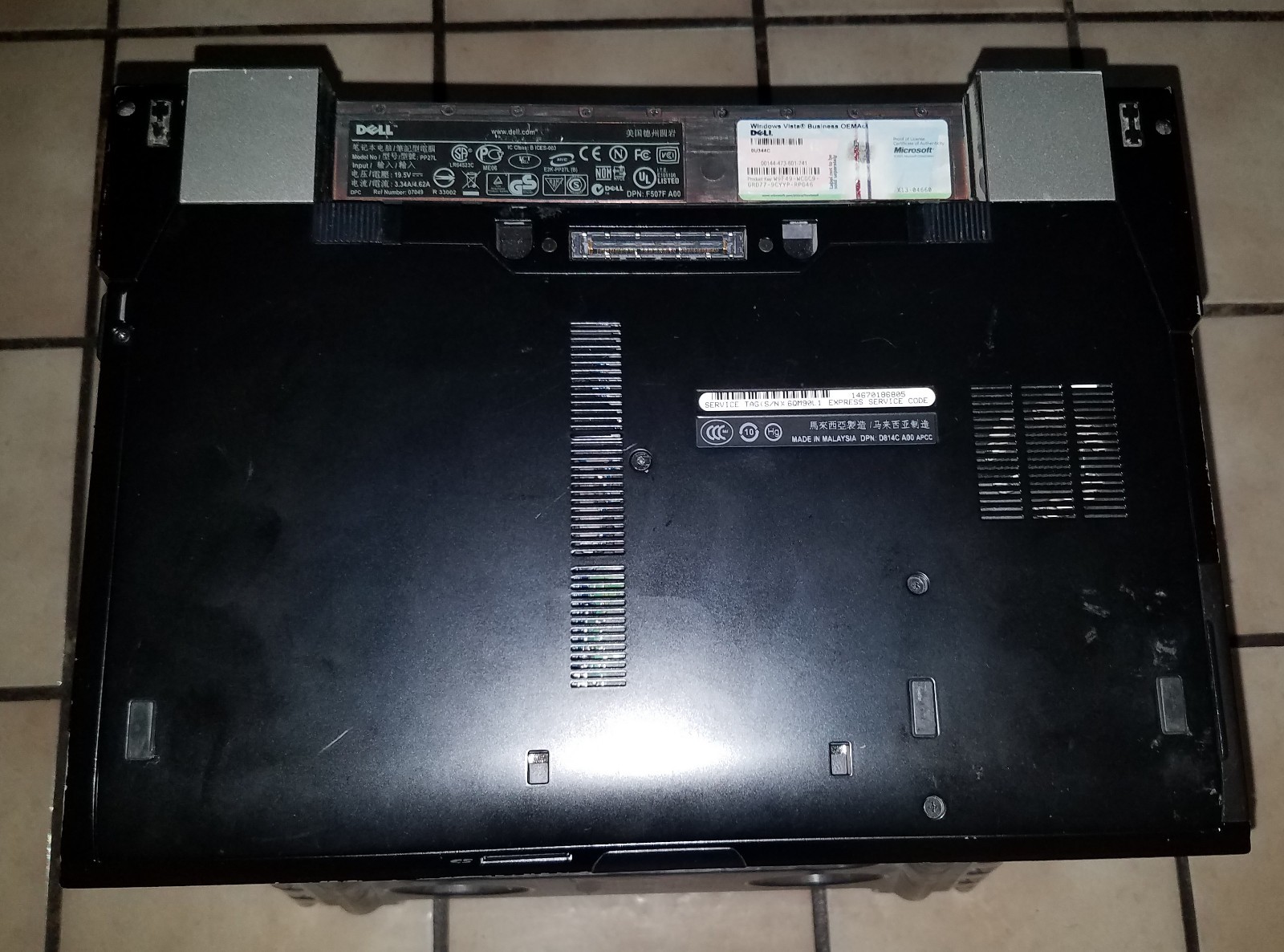 Dell Latitude E6400 Laptop-Boots to Bios-No Battery-READ