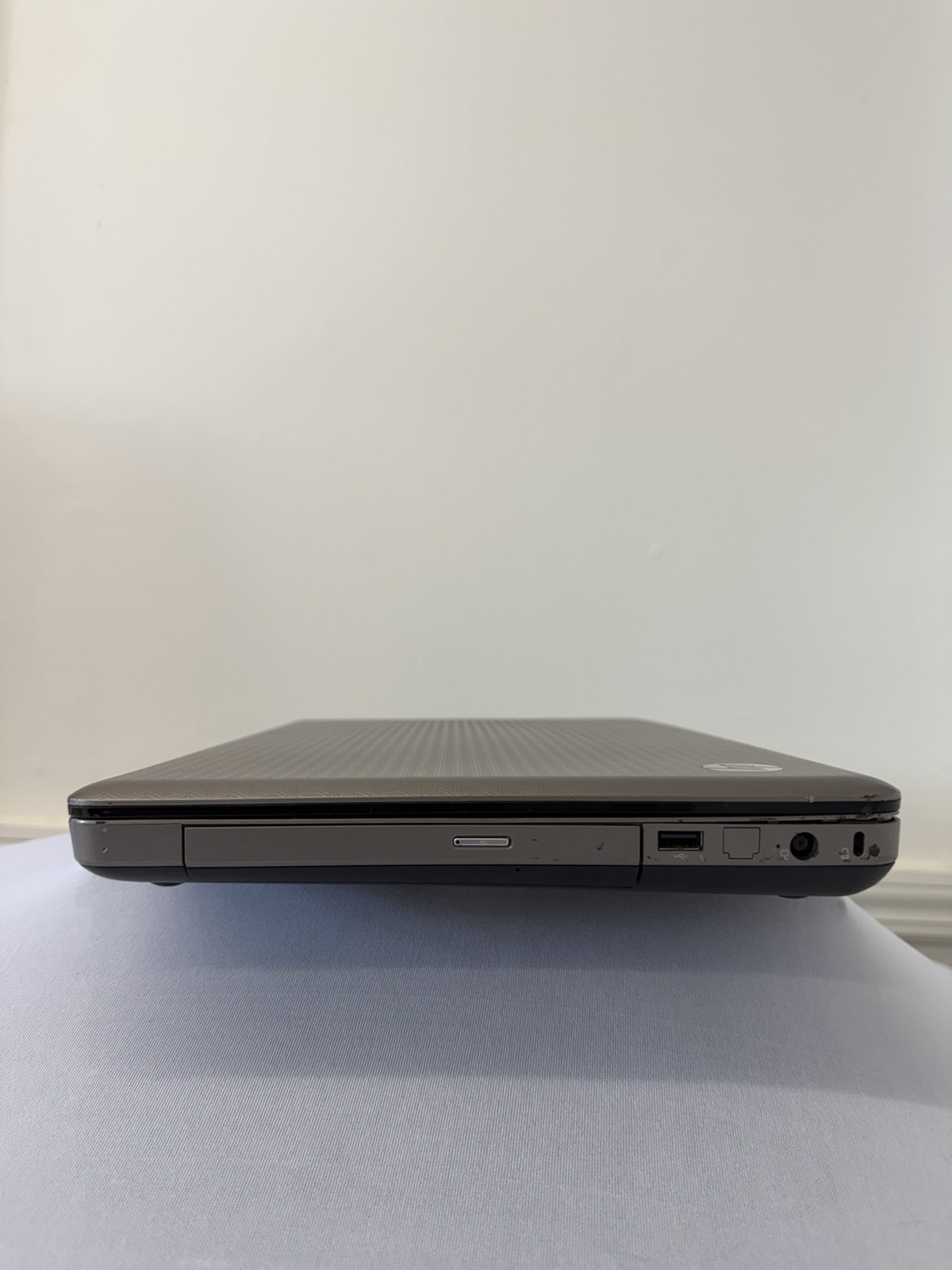 HP G62-455DX Laptop – Good Screen – Intel i3-M350 – Read Des