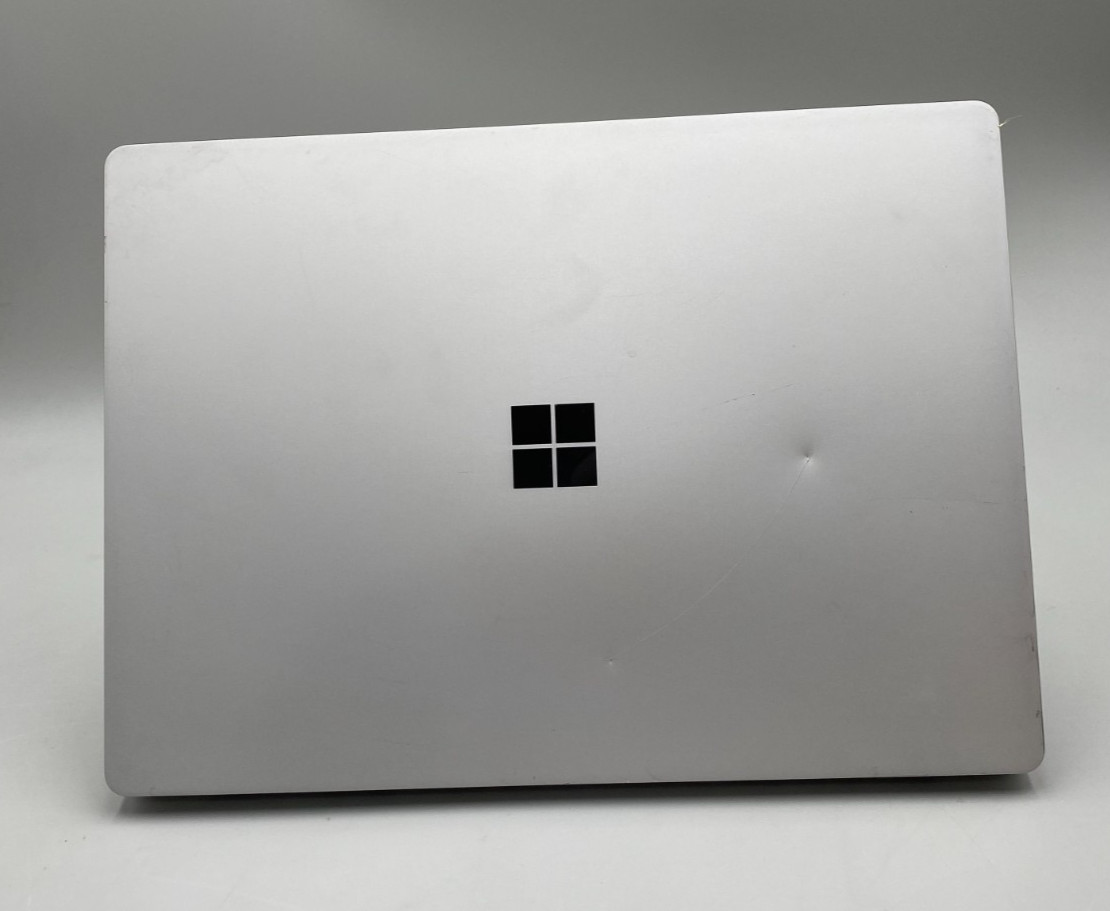 Microsoft Surface Laptop 2 1769 1.60GHZ i5-8250U 8GB DDR3 256GB SSD SILVER C/SEE