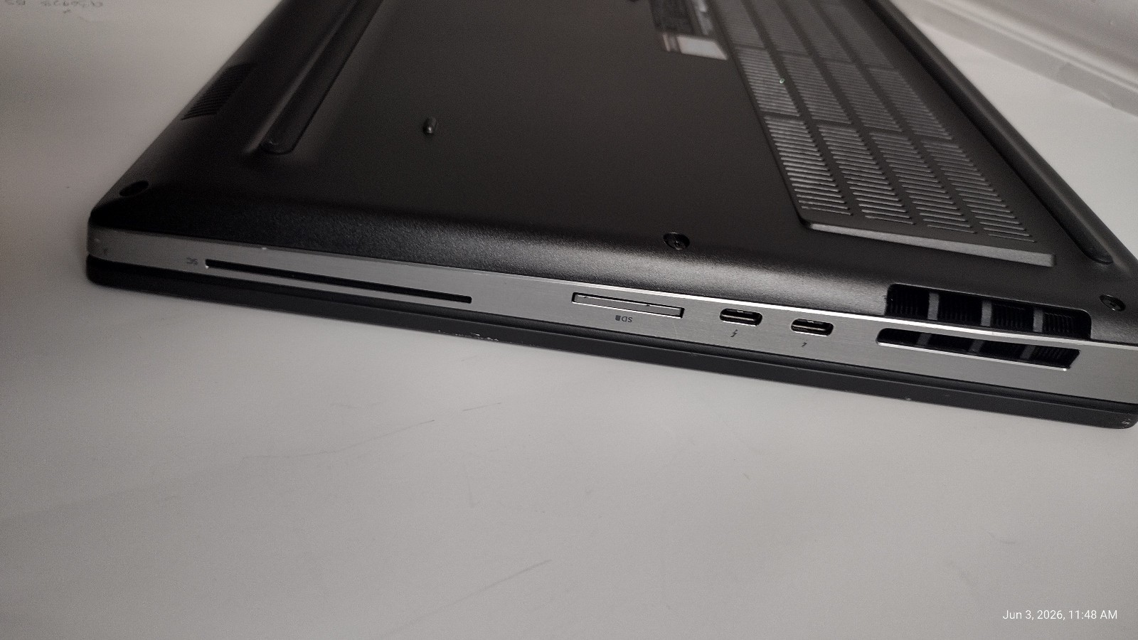 GAMING! Dell Precision 7540 15.6″ FHD 6-Core i7-9850H 32GB 256GB NVIDIA T2000