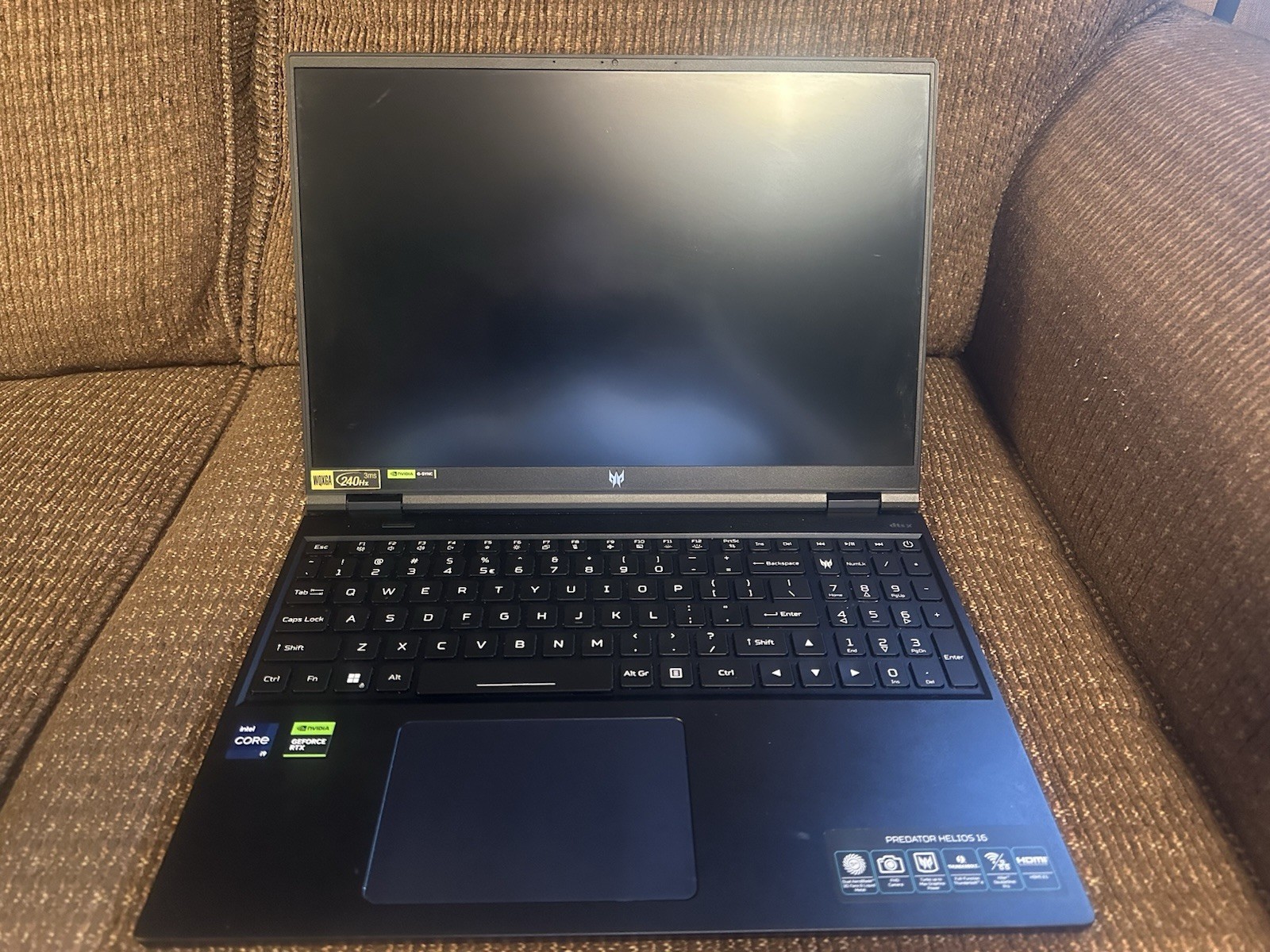 Acer Predator Helios 16 / RTX 4080