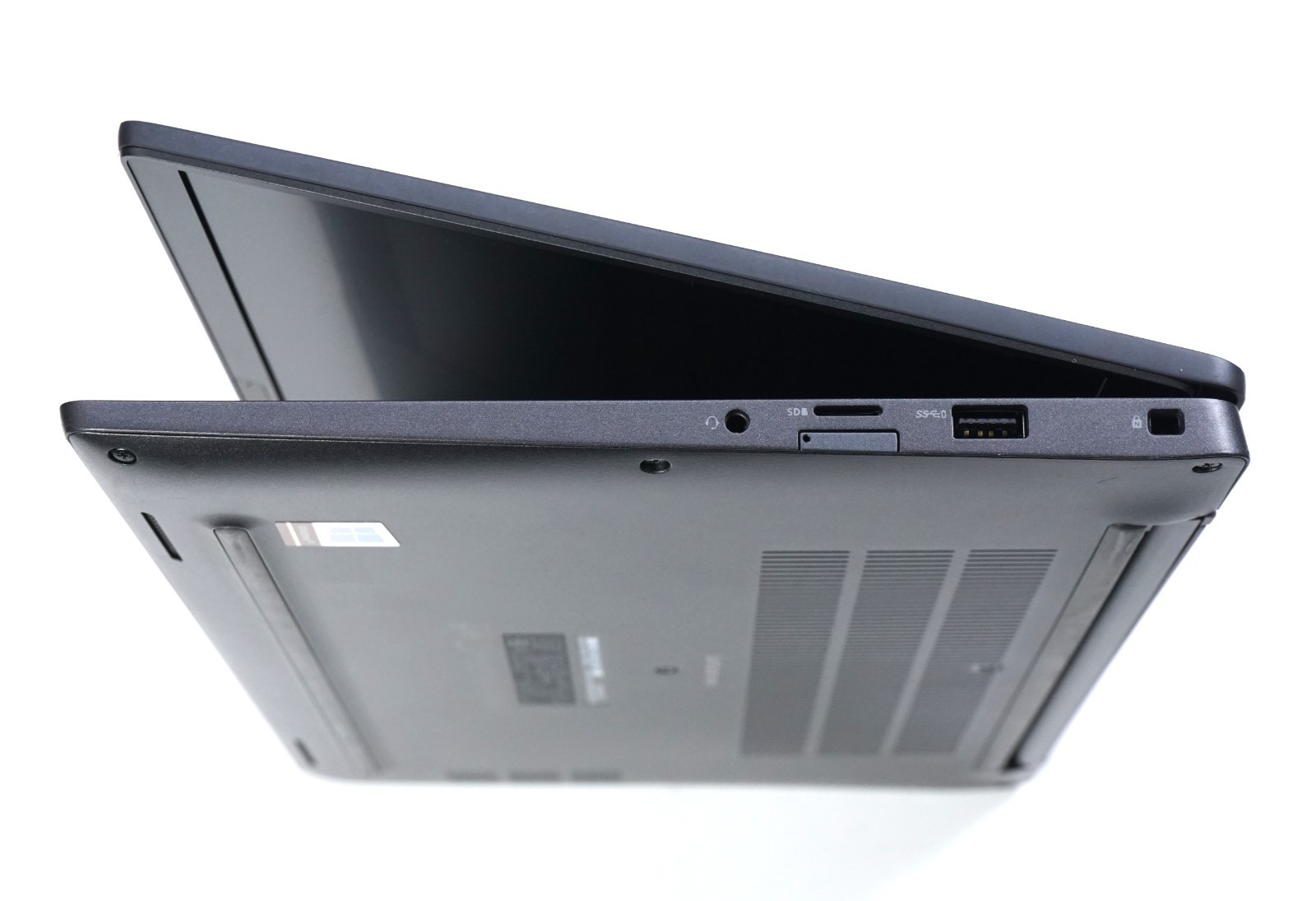 Dell Latitude 7400 14″ Intel Core i7-8665U @1.90GHz 8GB RAM 512GB SSD Win 11 Pro