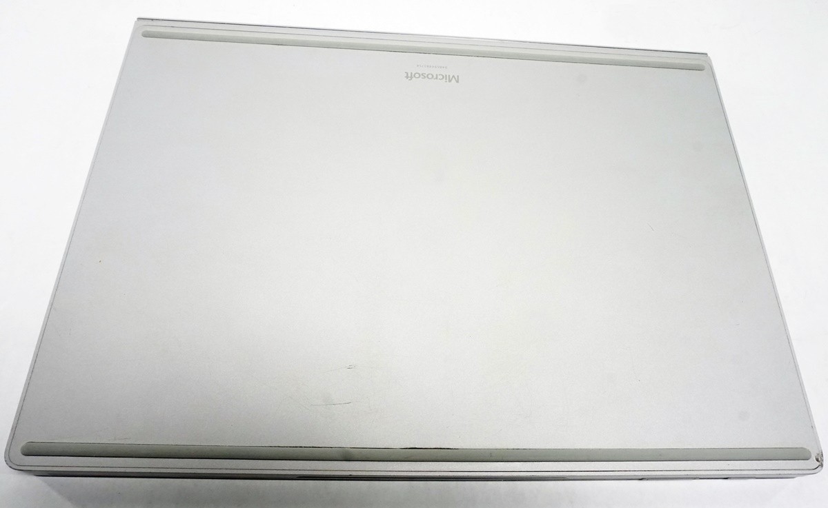 Microsoft Surface Book 2 13.5″ 1832 i7-8650U 1.9GHz 8GB RAM 256GB SSD GTX 1050