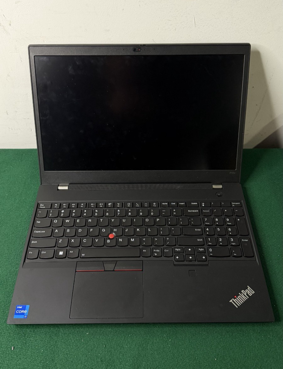Lenovo ThinkPad P15v Gen 3 15.6″ Intel i7-12700H 2.3GHz 16GB RAM 512 SSD WIN 11