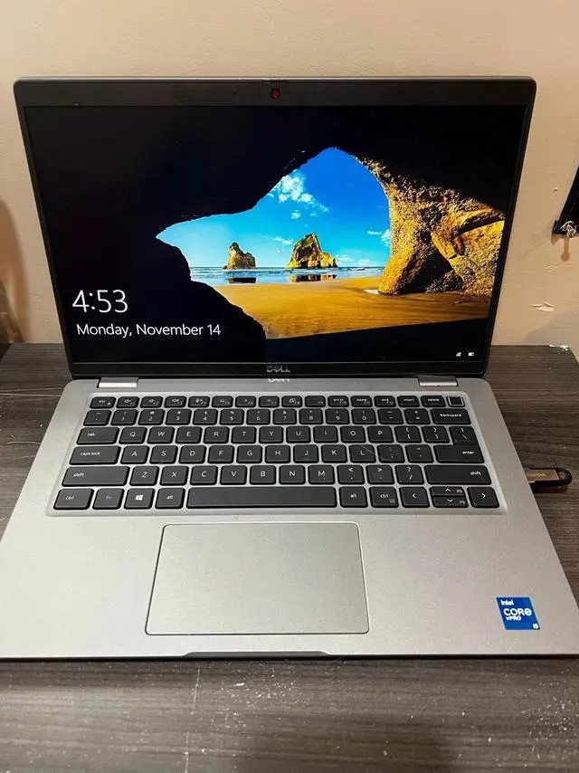 DELL Latitude 5421 Business i5-11500H 16GB RAM 256GB SSD Type C Port 14 in W10