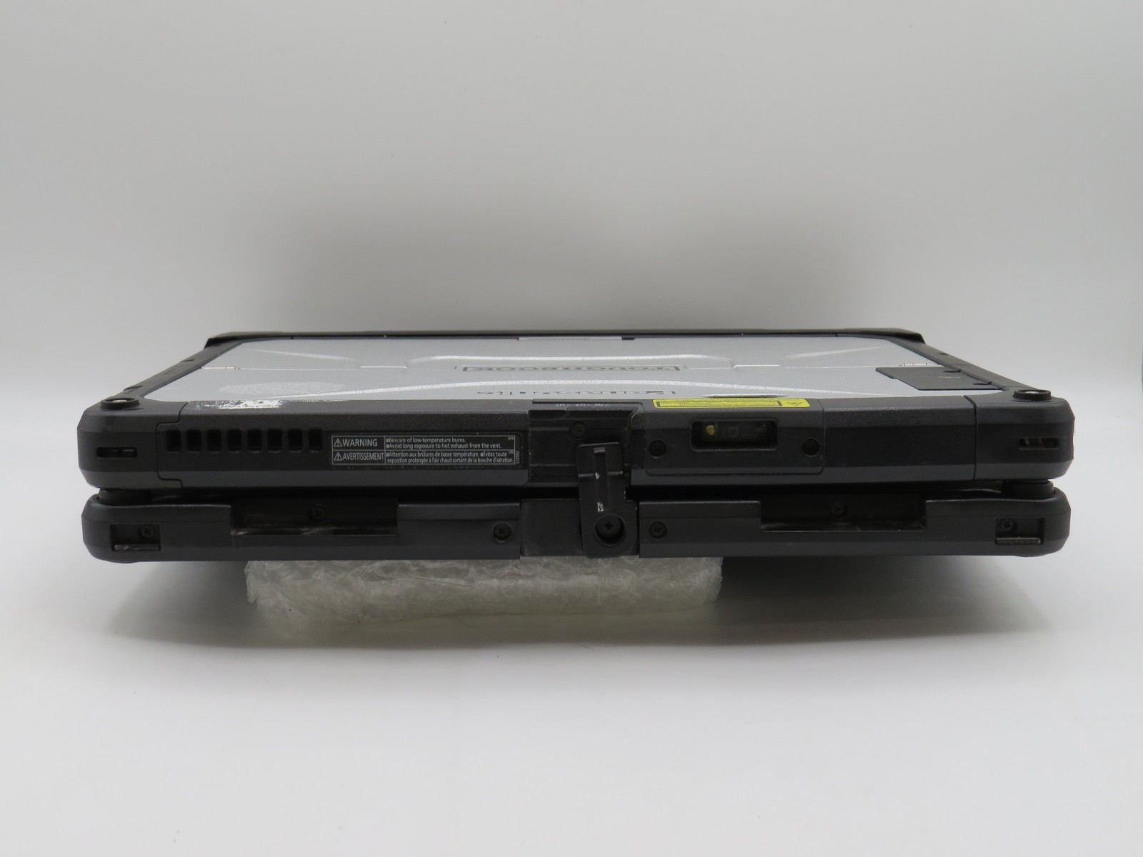 Panasonic CF-33 Toughbook i7-7600U@2.8 | 16/256GB SSD | 12″ Touch | No OS/AC