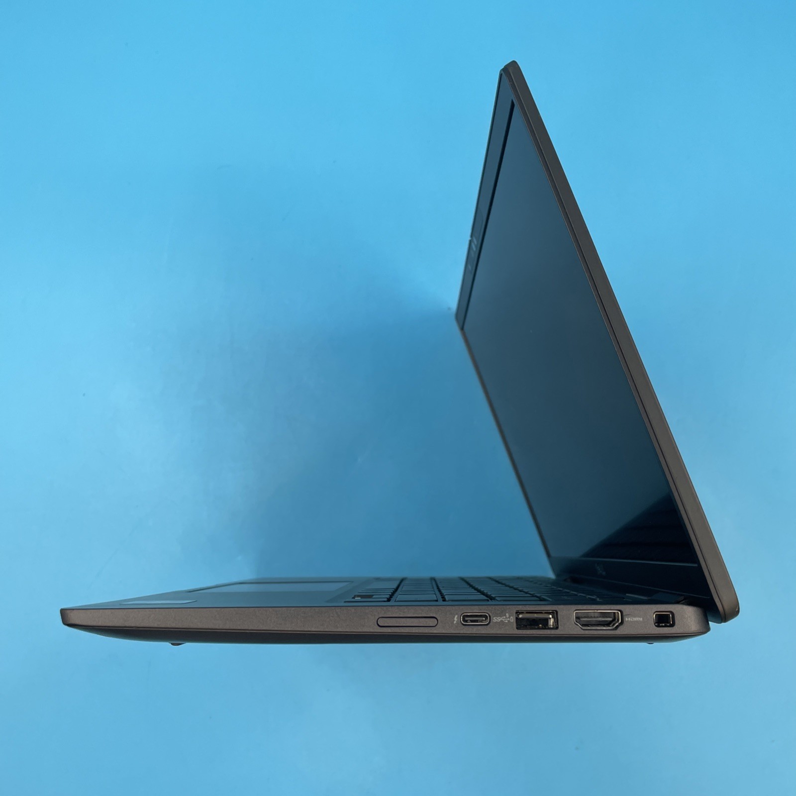 Dell Latitude 7430 | i5-1240P | 16GB RAM | 256GB SSD | NO OS | 98% BATTERY