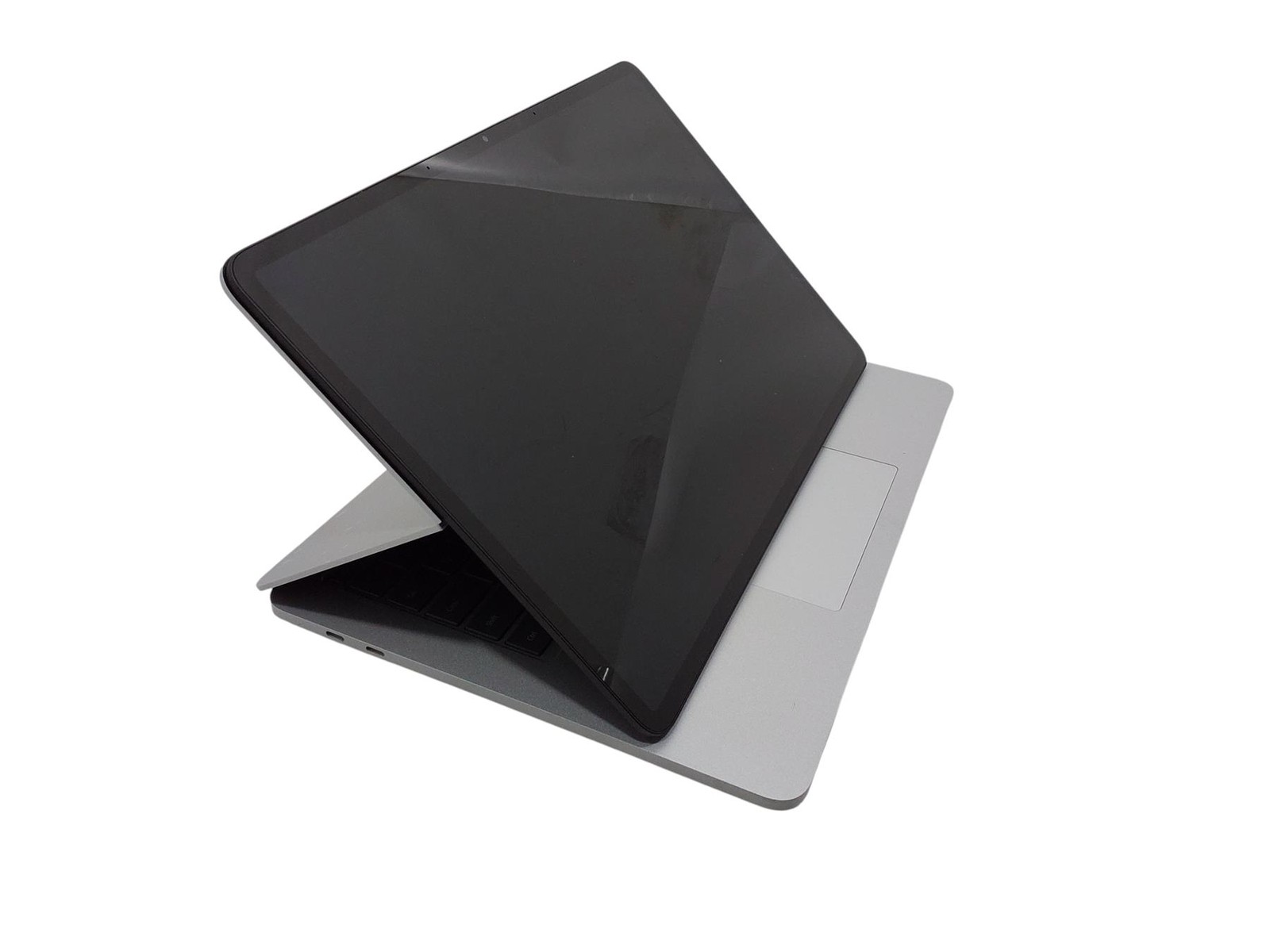 Microsoft Surface Laptop Studio 14.4″ Core I7-11370H 16GB 512GB RTX 3050