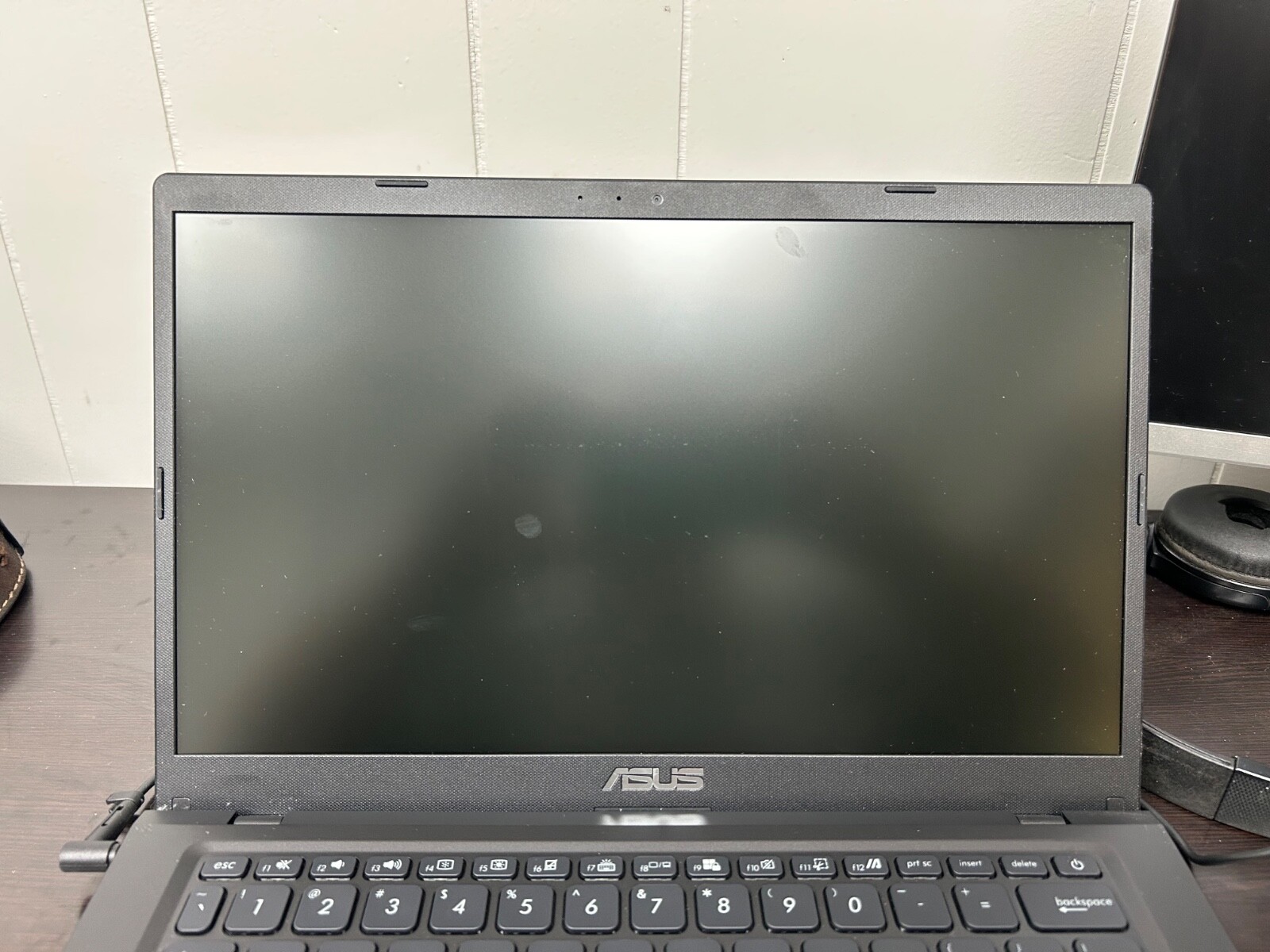ASUS F1400EA-SB34 VivoBook 14″ HD i3-1115G4 3GHz Intel UHD Graphics 8GB RAM