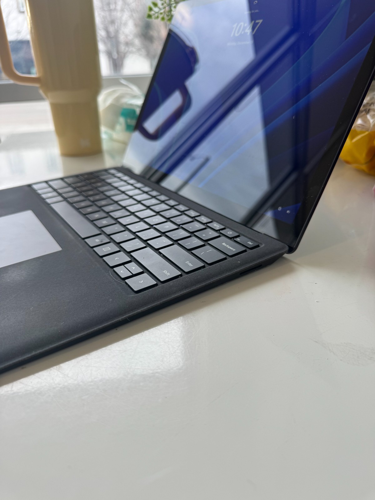 Microsoft Surface Laptop 2 13.5 inch (256GB, Intel Core i5 8th Gen., 1.60GHz,…