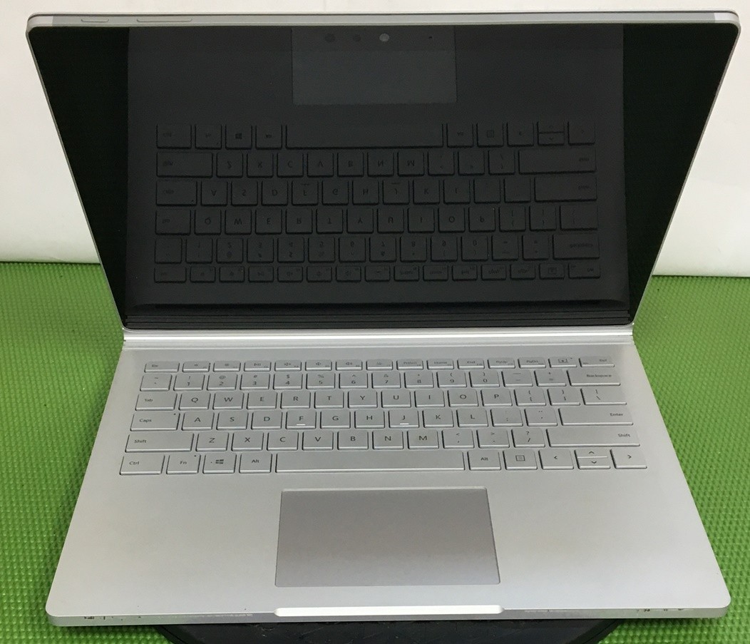 Microsoft Surface Book 2 i7-8650U 256GB NVMe GTX 1050 8GB – NO OS (AS-IS)