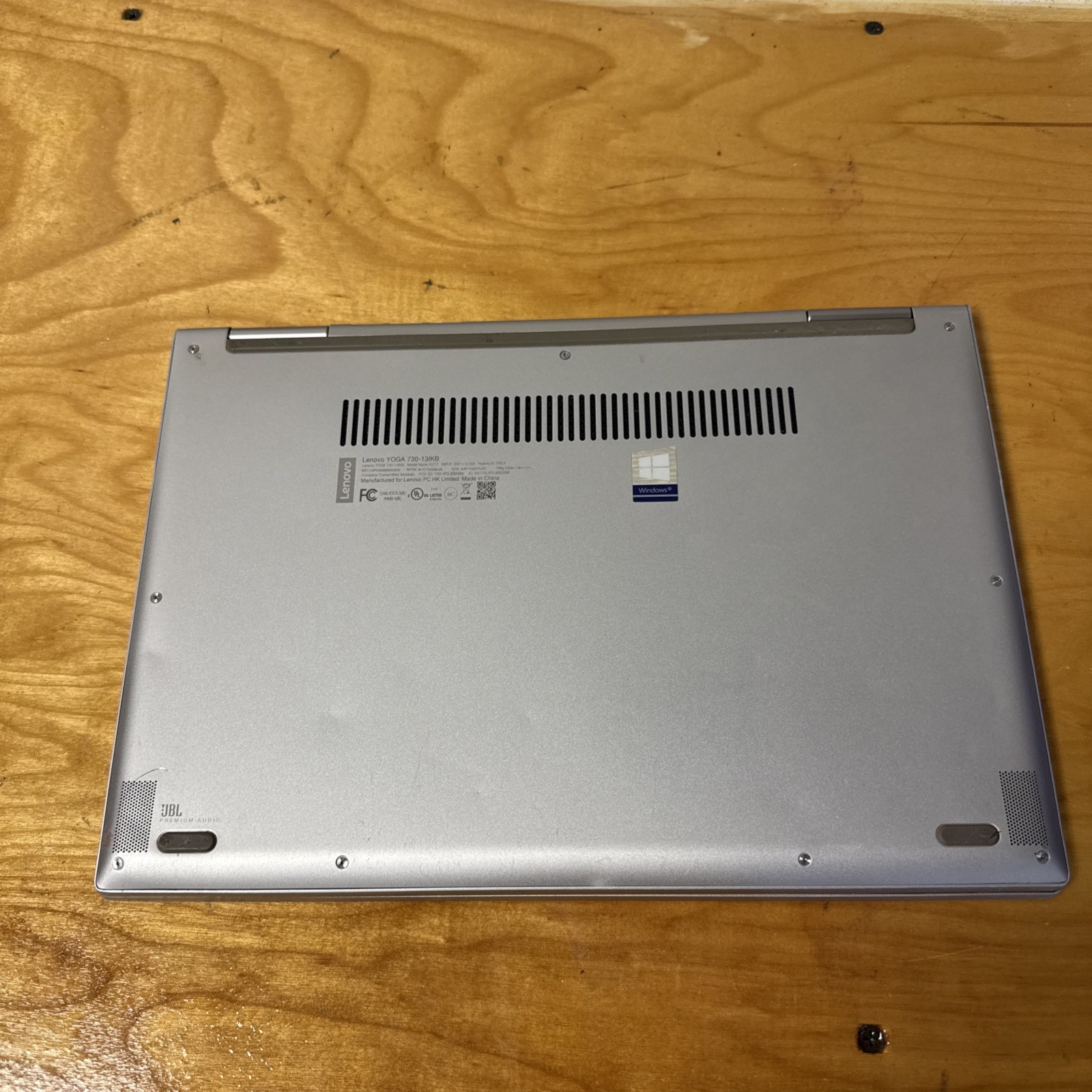 Lenovo Yoga 730 13 Silver FHD TOUCH i5-8250U 1.60GHz 8GB 256GB SSD Very Good