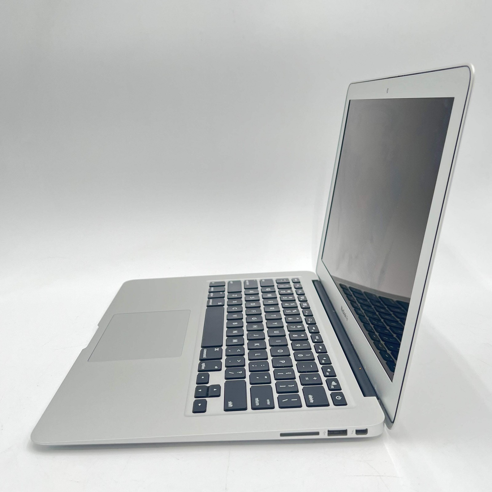 Apple MacBook Air 13-inch A1466 2012 Core i5 4GB 128GB Used Laptop