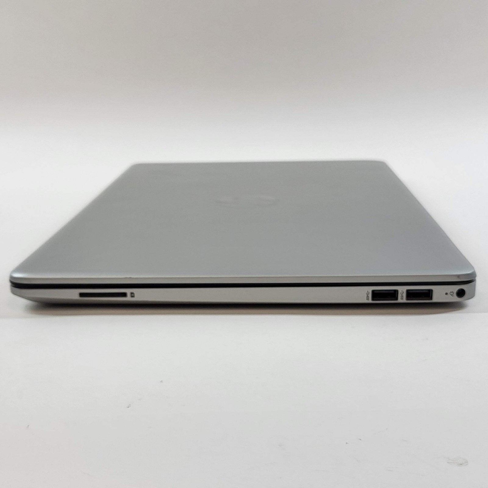 HP Laptop 15-DW1033DX 15.6″ Celeron N4020 1.1GHz 8GB RAM 128GB SSD