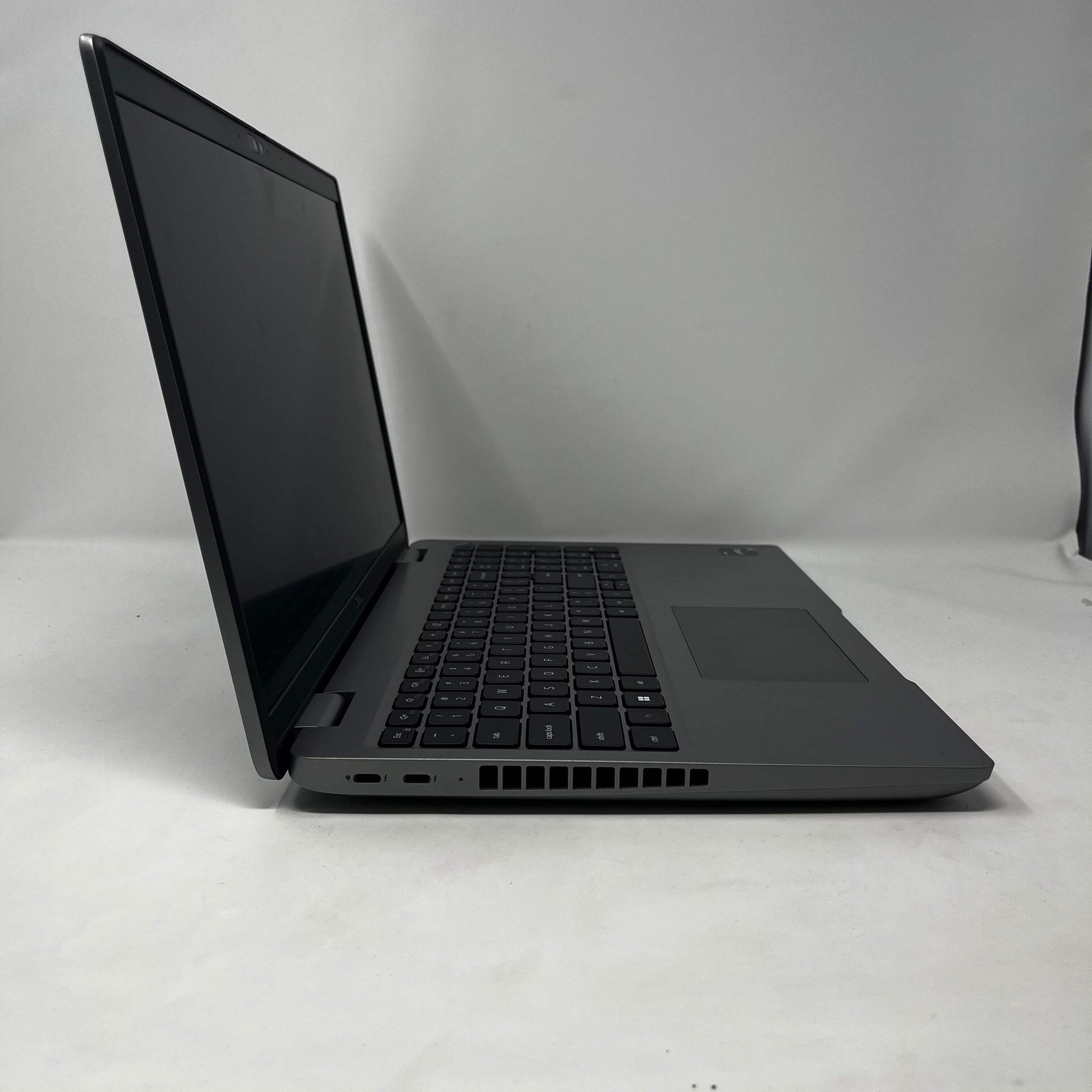 Dell Precision 3581 15.6″ 12 Gent i7-12800H 2.5GHz 32GB RAM 512GB SSD RTX A500