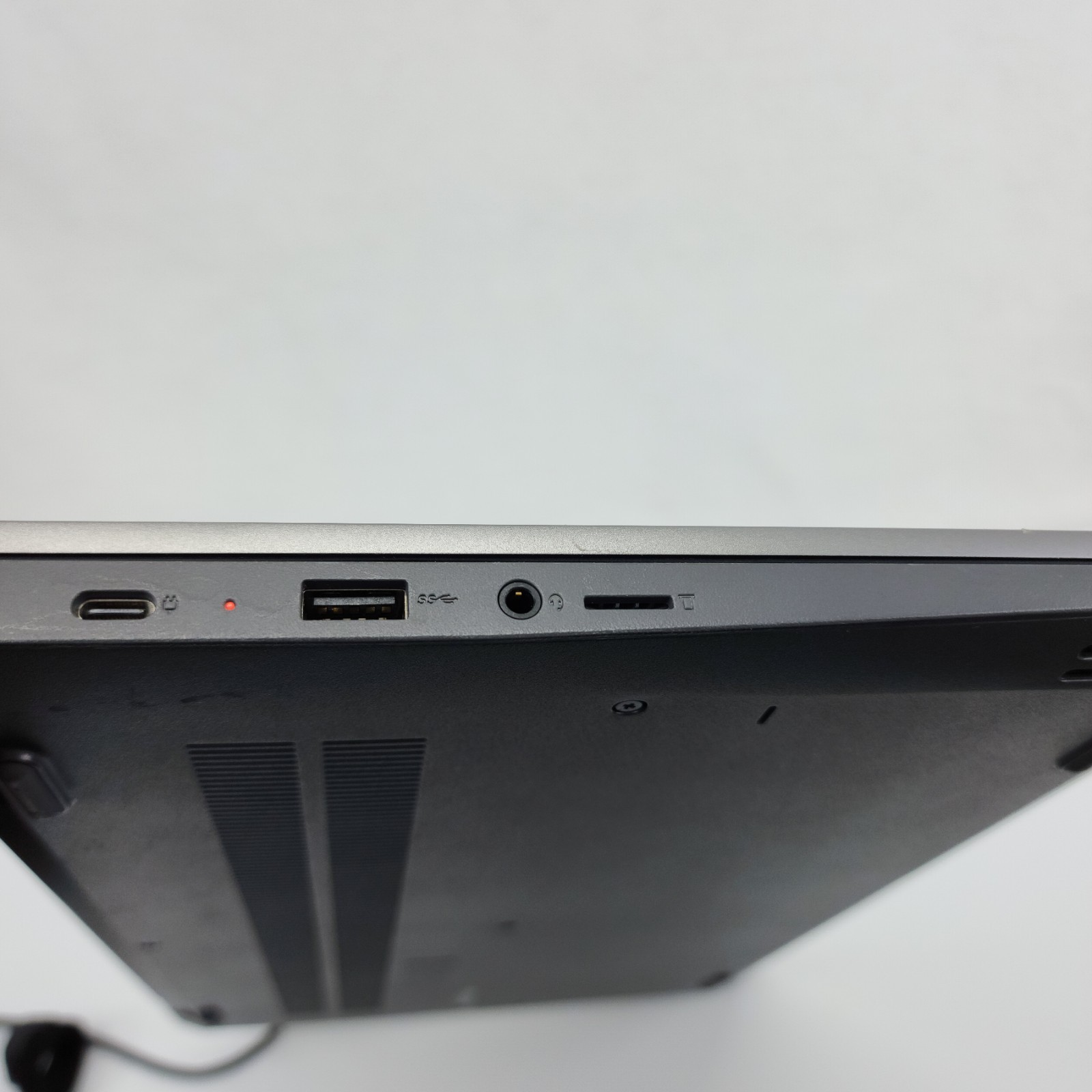 Lenovo 14e Chromebook 14″ 4 GB Memory AMD 32 GB Storage TESTED/WORKING