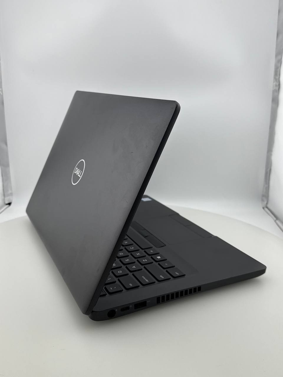 Dell Latitude 5400 i7-8665U@1.9GHz 16GB RAM 256GB SSD Win 11 Pro Grade B