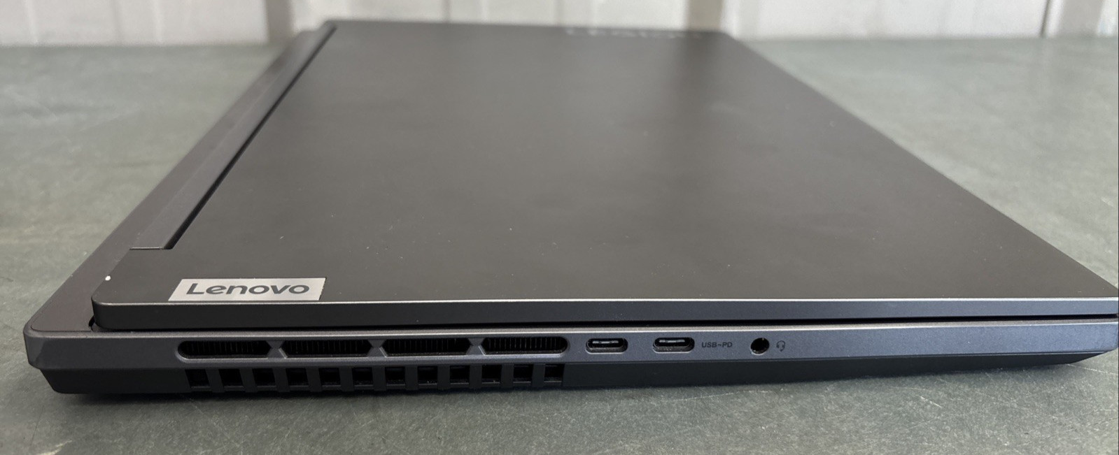 Lenovo Legion Slim 5 16APH8 16″ Ryzen 5 4.3GHz RTX 4060 16GB RAM 500GB SSD