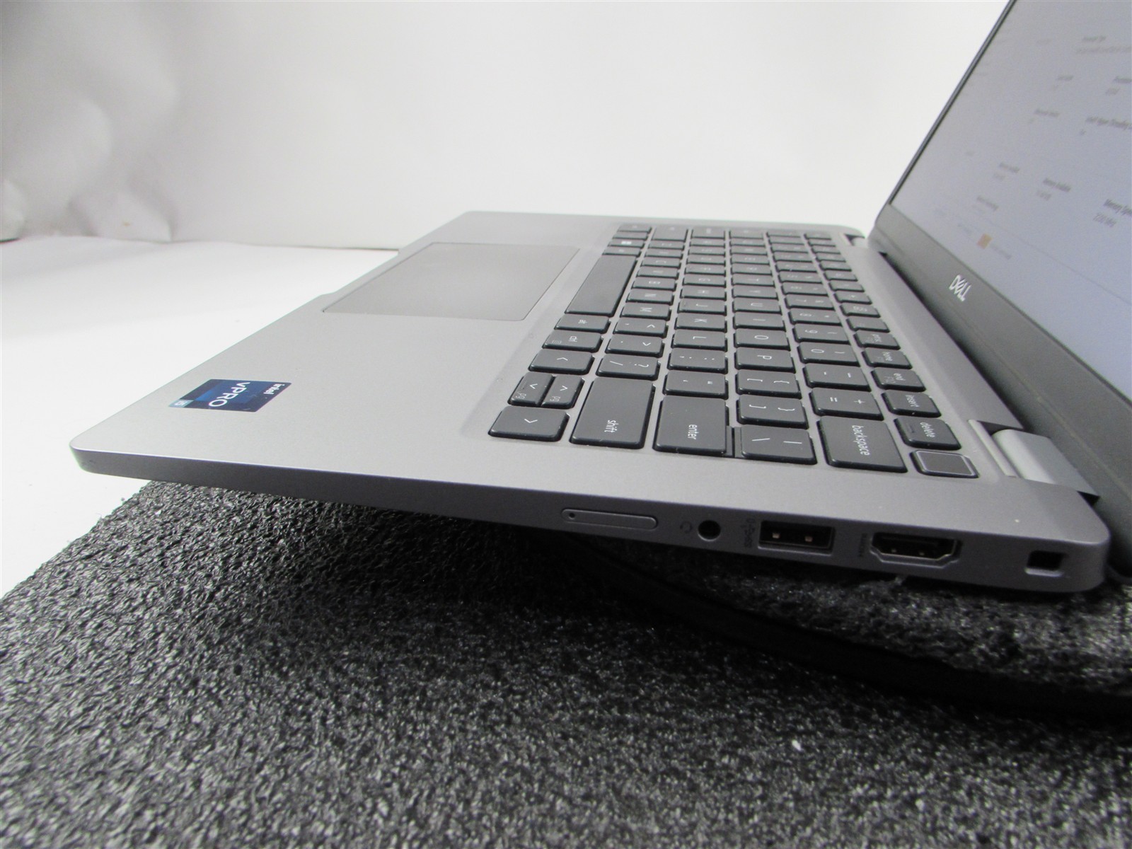 DELL LATITUDE 5330 FHD TOUCHSCREEN I5-1245U 10 CORE 512GB SSD 16GB RAM NO O.S