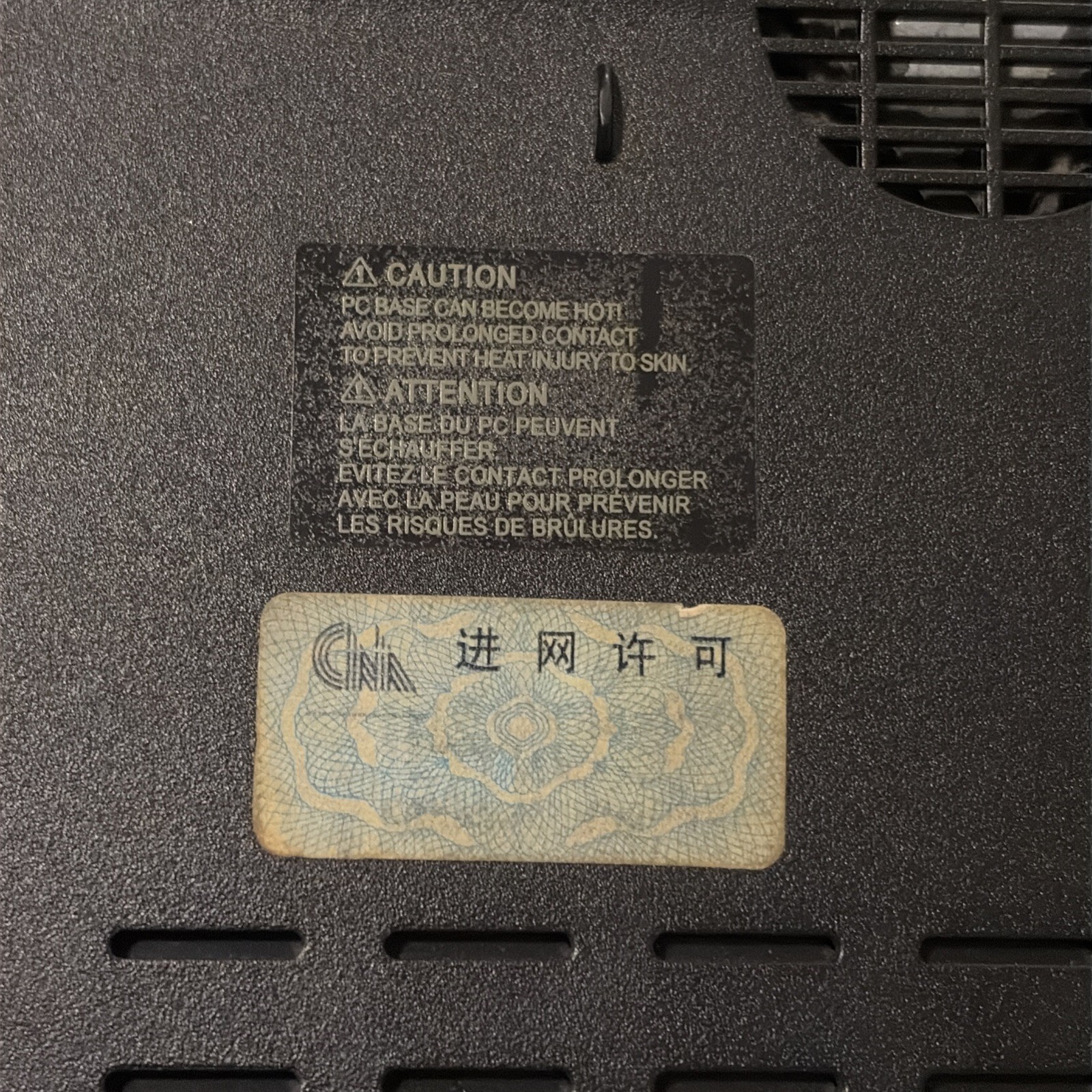 Toshiba Satellite A215-S4747 Laptop AMD Turion 64 x2 894MB Ram No HDD or Charger