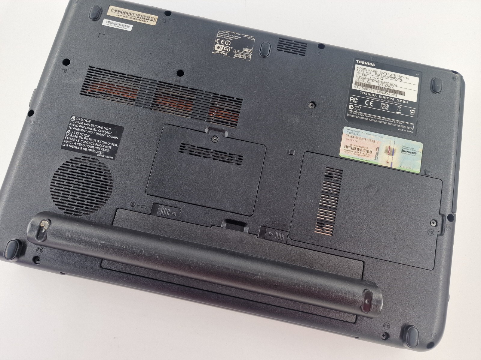 Lenovo Satellite L500-1V1 Full Computer For Parts Notebook Laptop 1A215697K