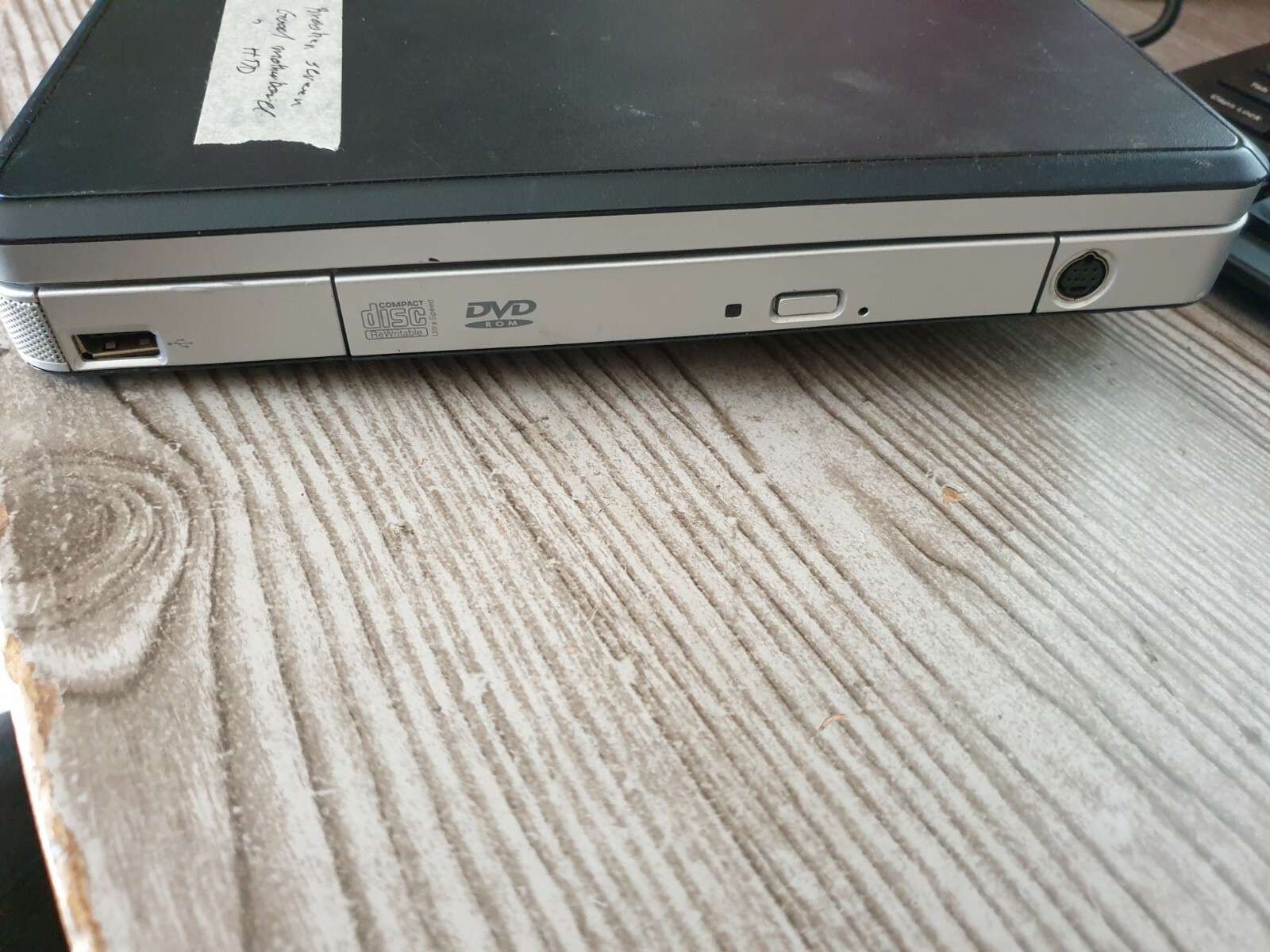 HP Presario V2000 Compaq Windows XP AMD Sempron 3300+ 1.99Ghz 384 Ram Parts/Rep