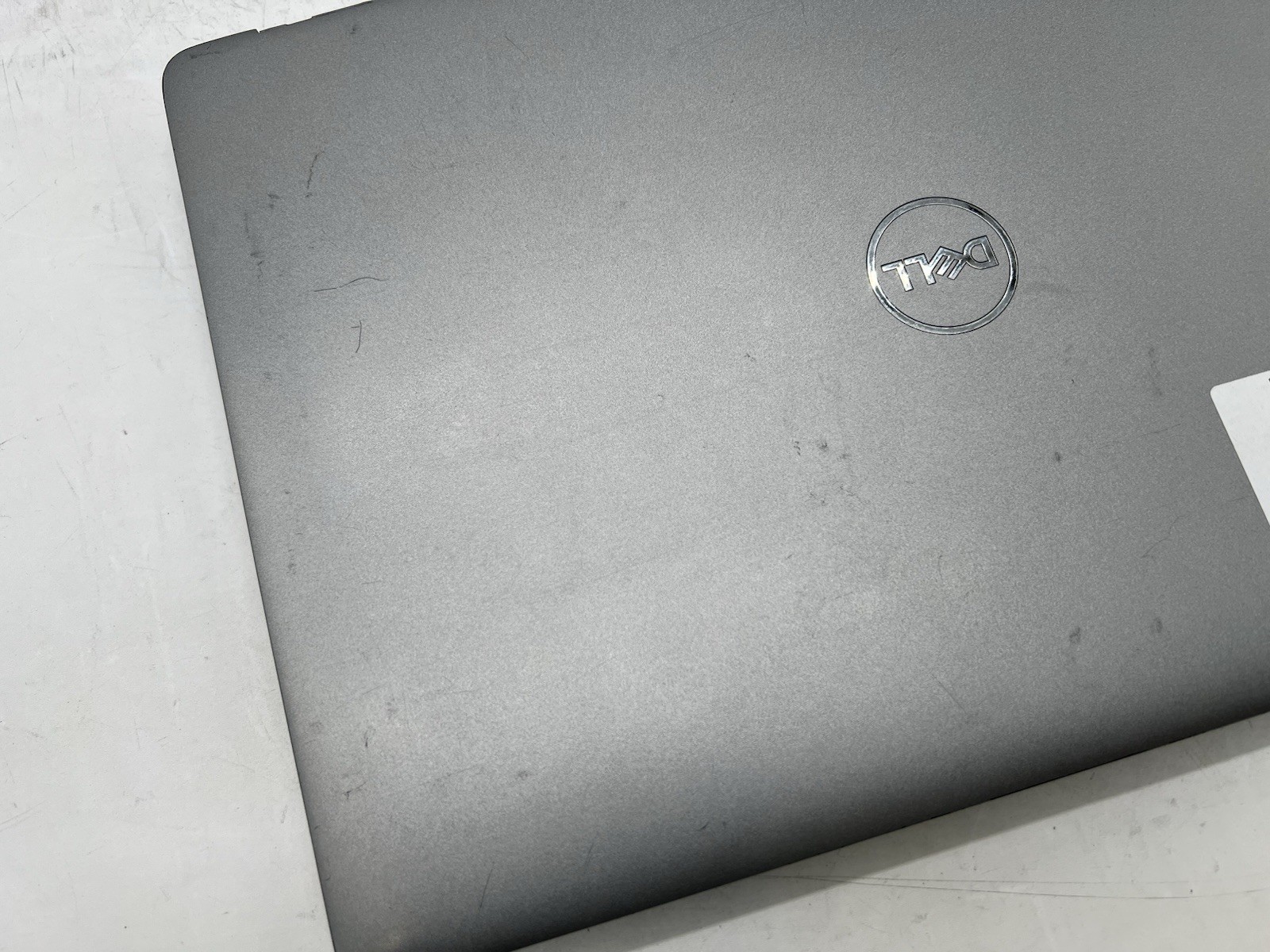 Dell LATITUDE 5330, i7-1265U, 4.15GHz, 32GB RAM, 256GB NVMe-No OS/Charger