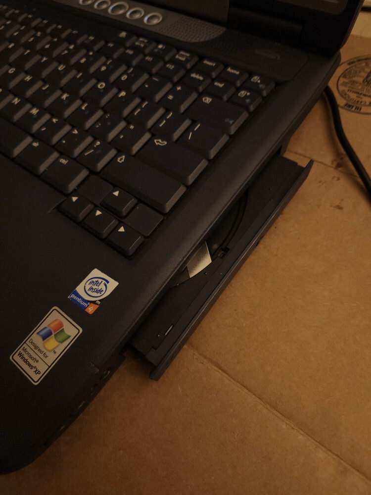 Vintage HP Laptop Zt1175