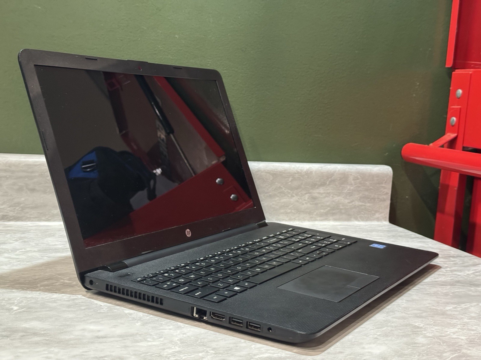 HP 15-BS020WM Laptop Intel Pentium 1.6GHz 8gb RAM 160gb SSD Windows 11
