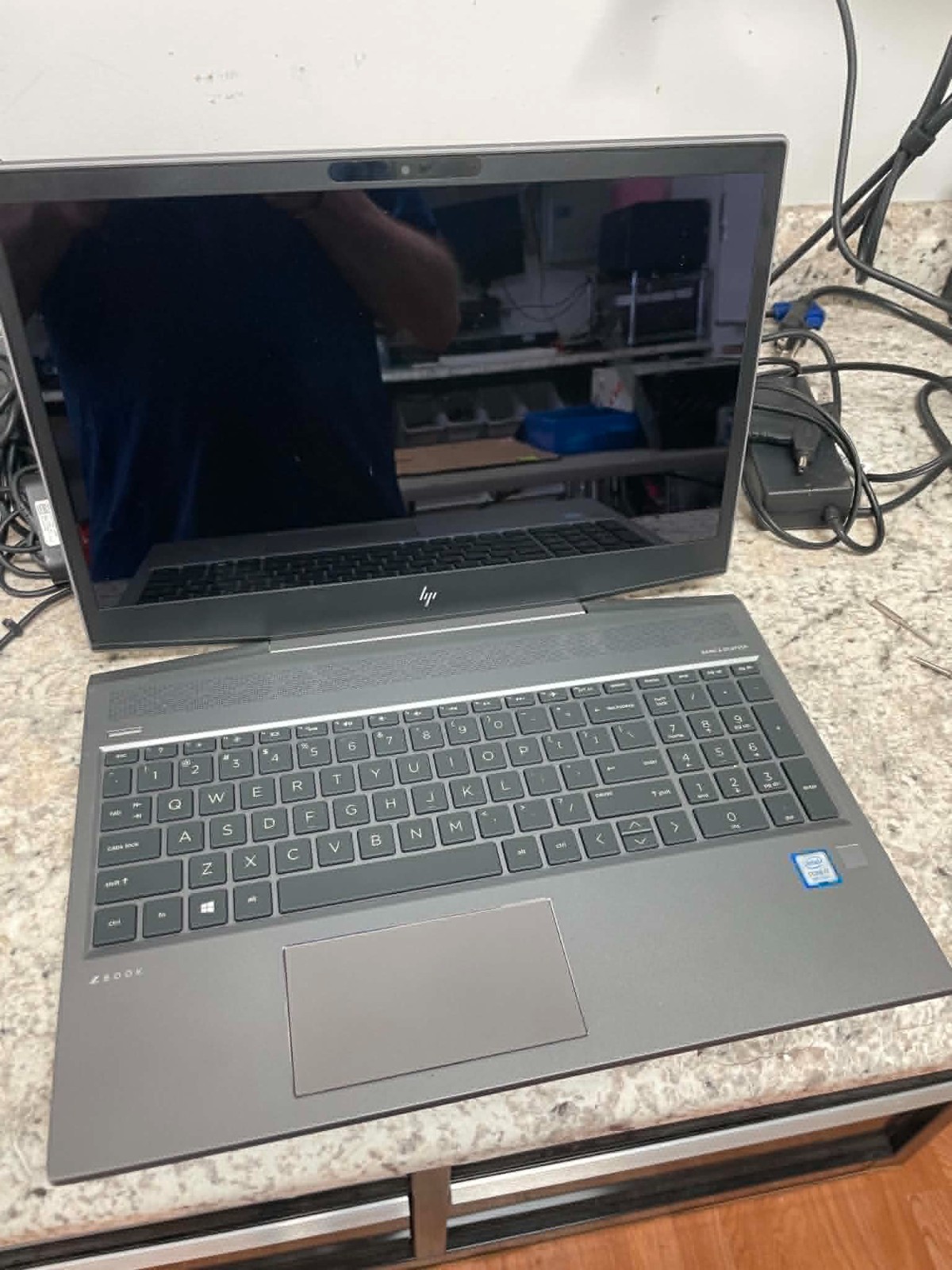 HP ZBook 15v G5 Laptop i7-8750H 2.2GHz 8GB Nvidia P600 No SSD/Charger Special