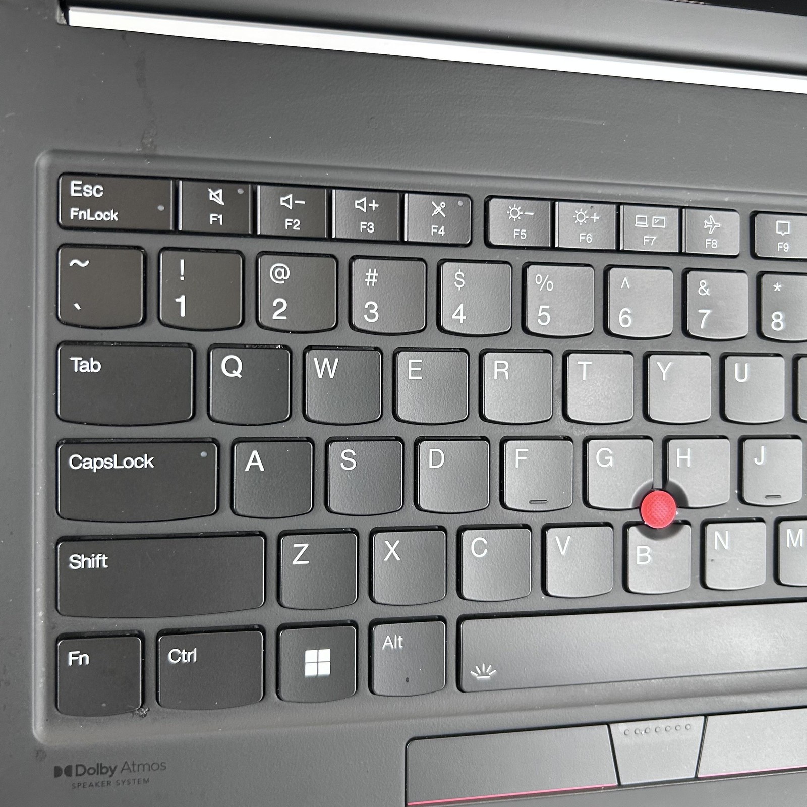 Lenovo ThinkPad P1 Gen 5 16 UHD+ 2.4 GHz i7-12800H 32GB 1TB SSD NVIDIA RTX A1000
