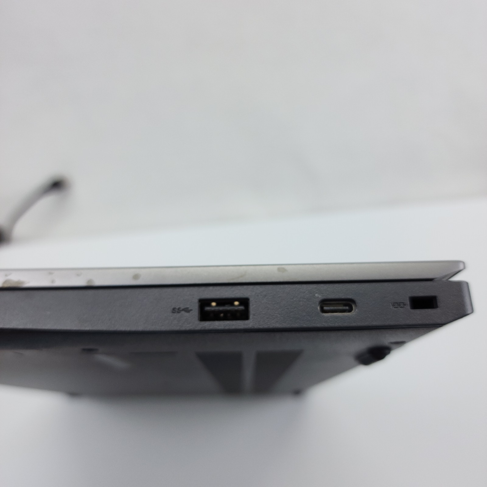 Lenovo 14e Chromebook 14″ 4 GB Memory AMD 32 GB Storage TESTED/WORKING