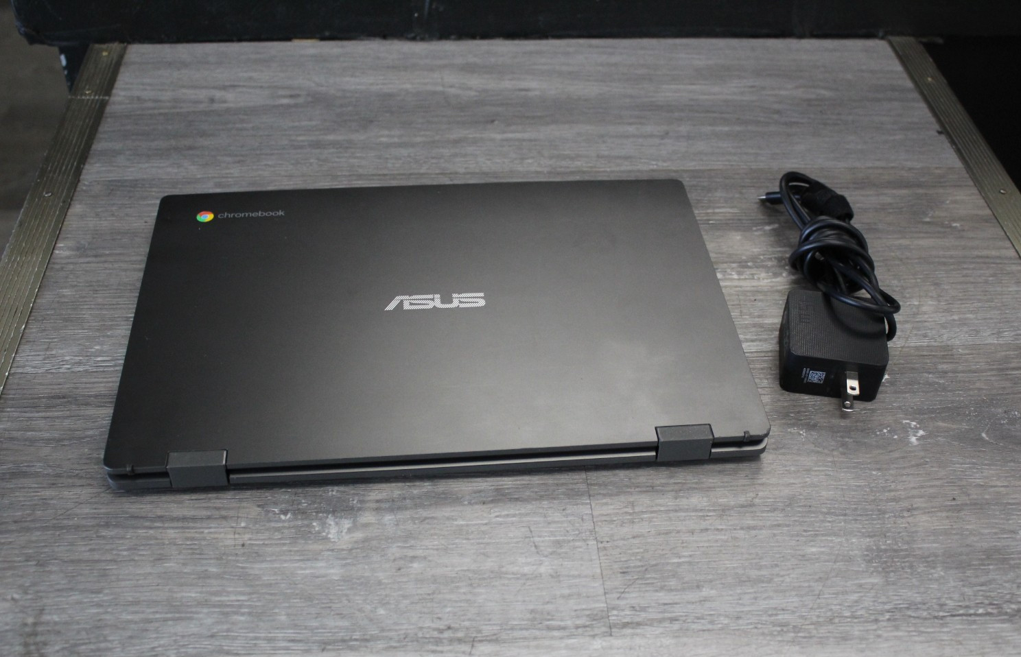 ASUS CM1402CM2A-M8186 14″ FHD MediaTek Kompanio 520 2GHz Chromebook Laptop