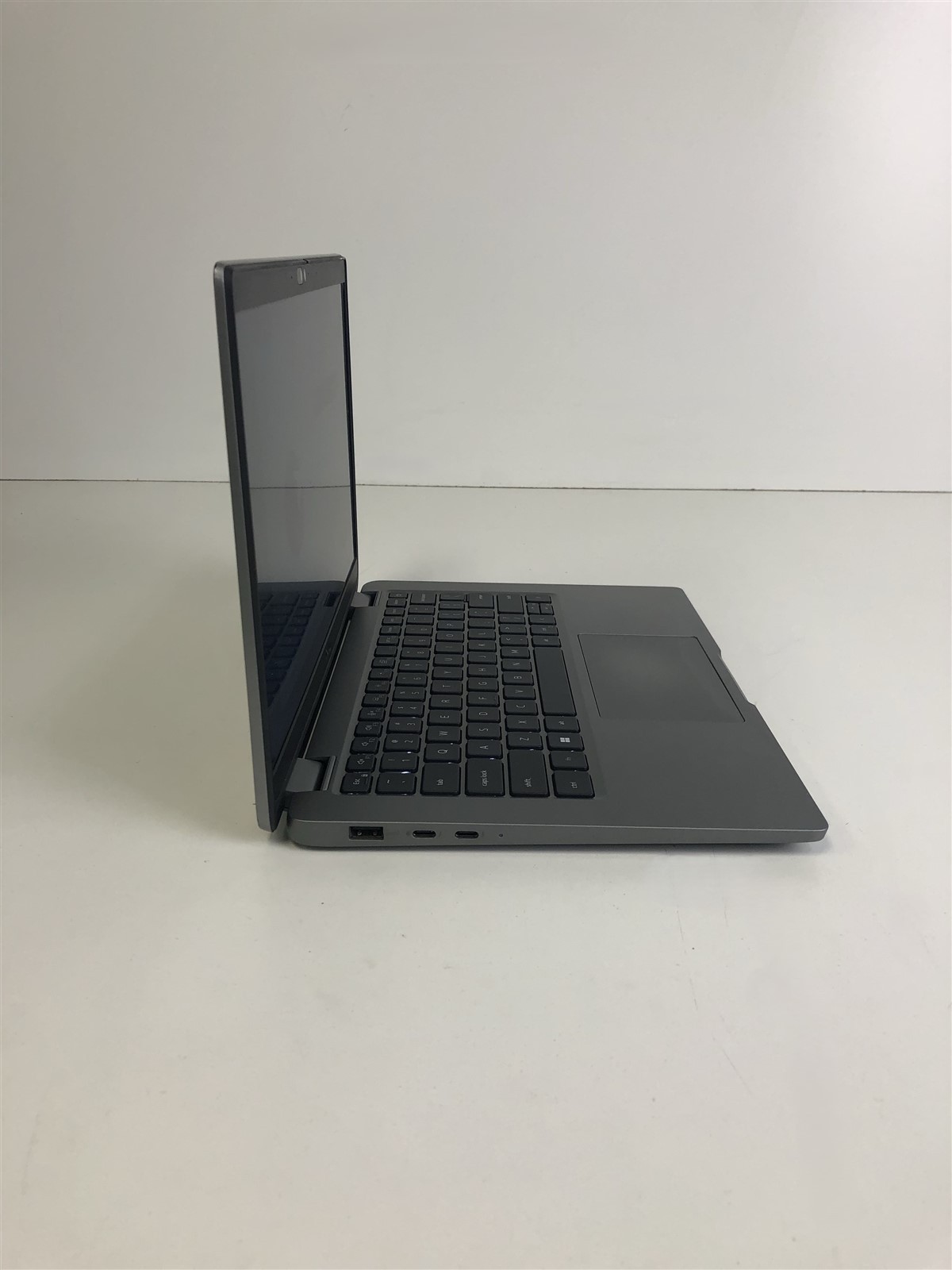 Dell Latitude 5340: Intel Core i7-1365U 1.8GHz – 16GB – 256GB (SELECT)