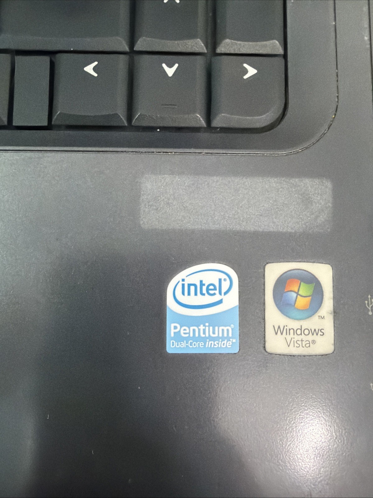 Compaq Presario C700 Laptop – Intel Pentium T2390 – 2GB RAM – NO HDD/OS – READ