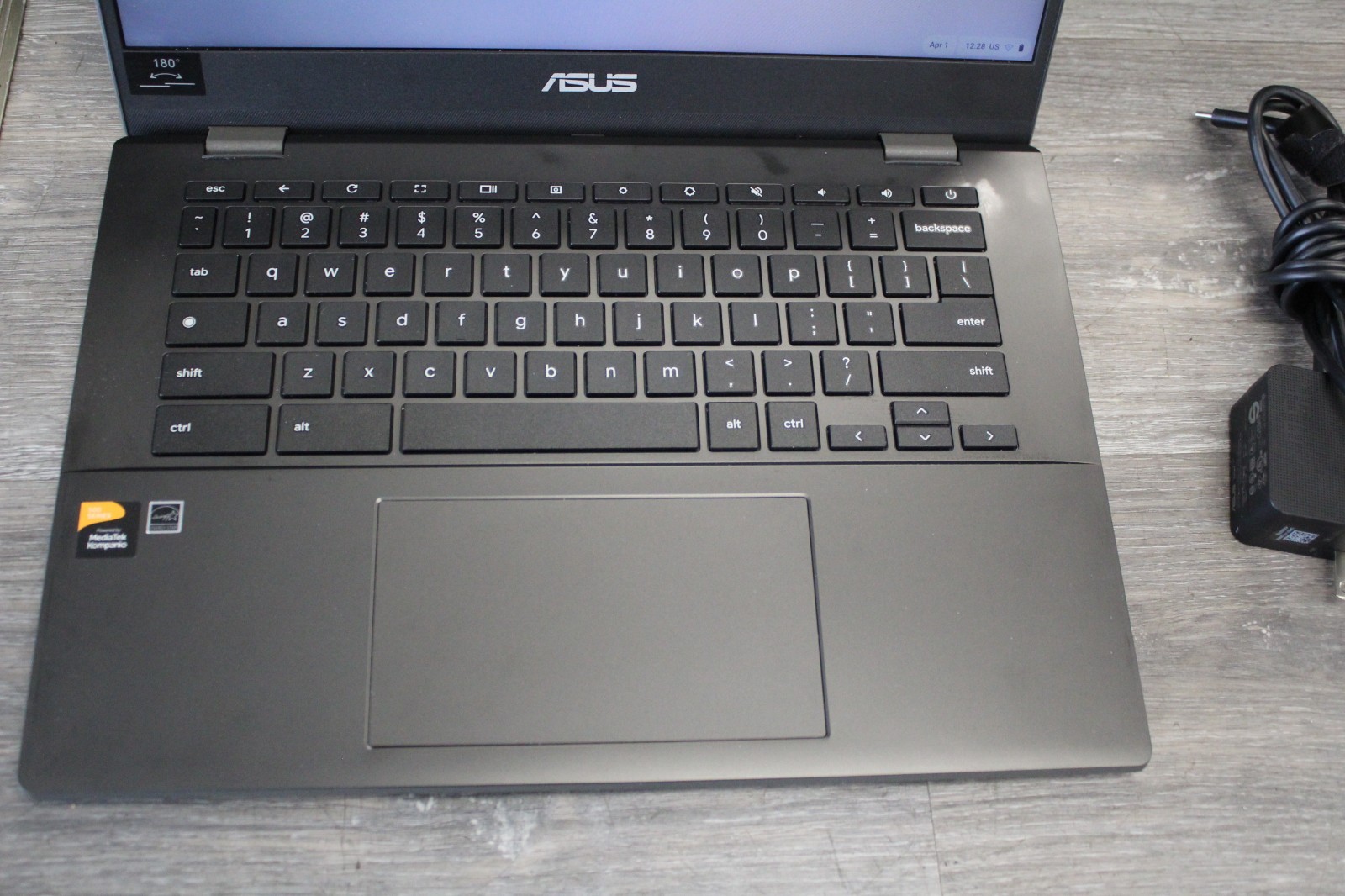ASUS CM1402CM2A-M8186 14″ FHD MediaTek Kompanio 520 2GHz Chromebook Laptop