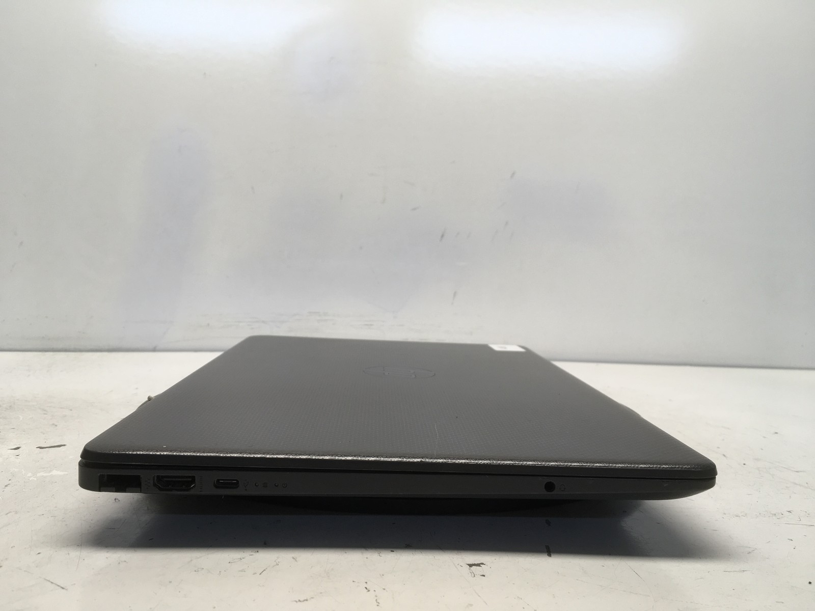 HP 255 G8 AMD No RAM NO HDD No Batt