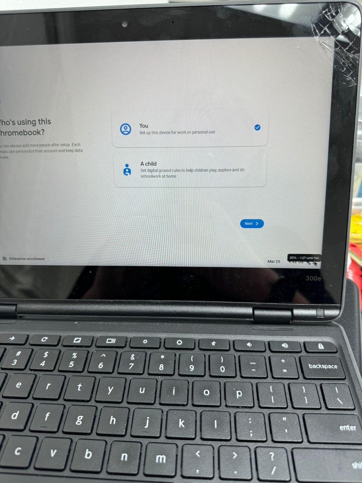 Lenovo 300e Touchscreen Chromebook 11.6″ 4GB 32gb SSD *SEE PHOTOS/DESCRIP.*