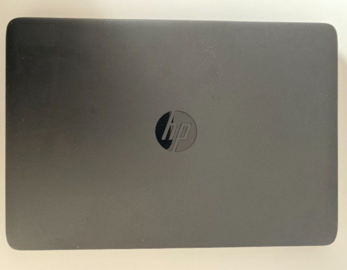 HP EliteBook 840 G3 14 in (256 GB SSD, Intel Core i5 6th Gen 2.40 GHz, 8 GB RAM)